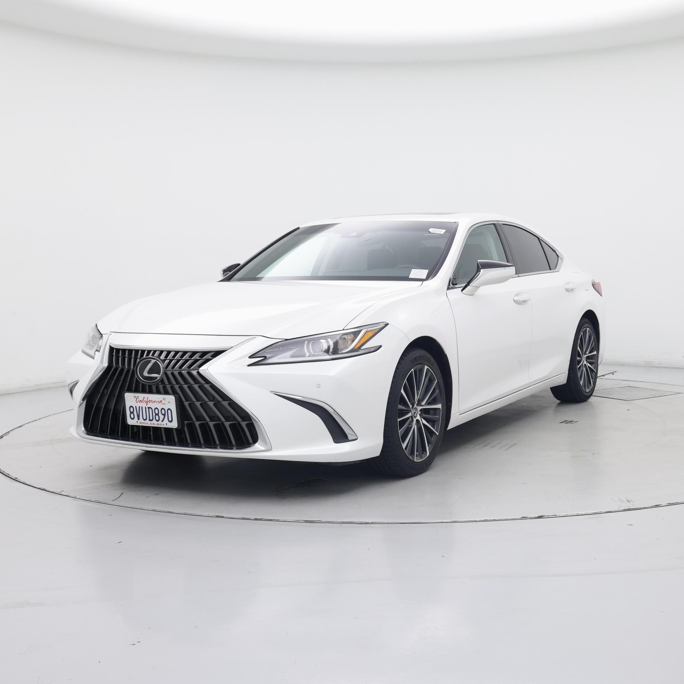 Thumbnail: 2022 Lexus ES - 4