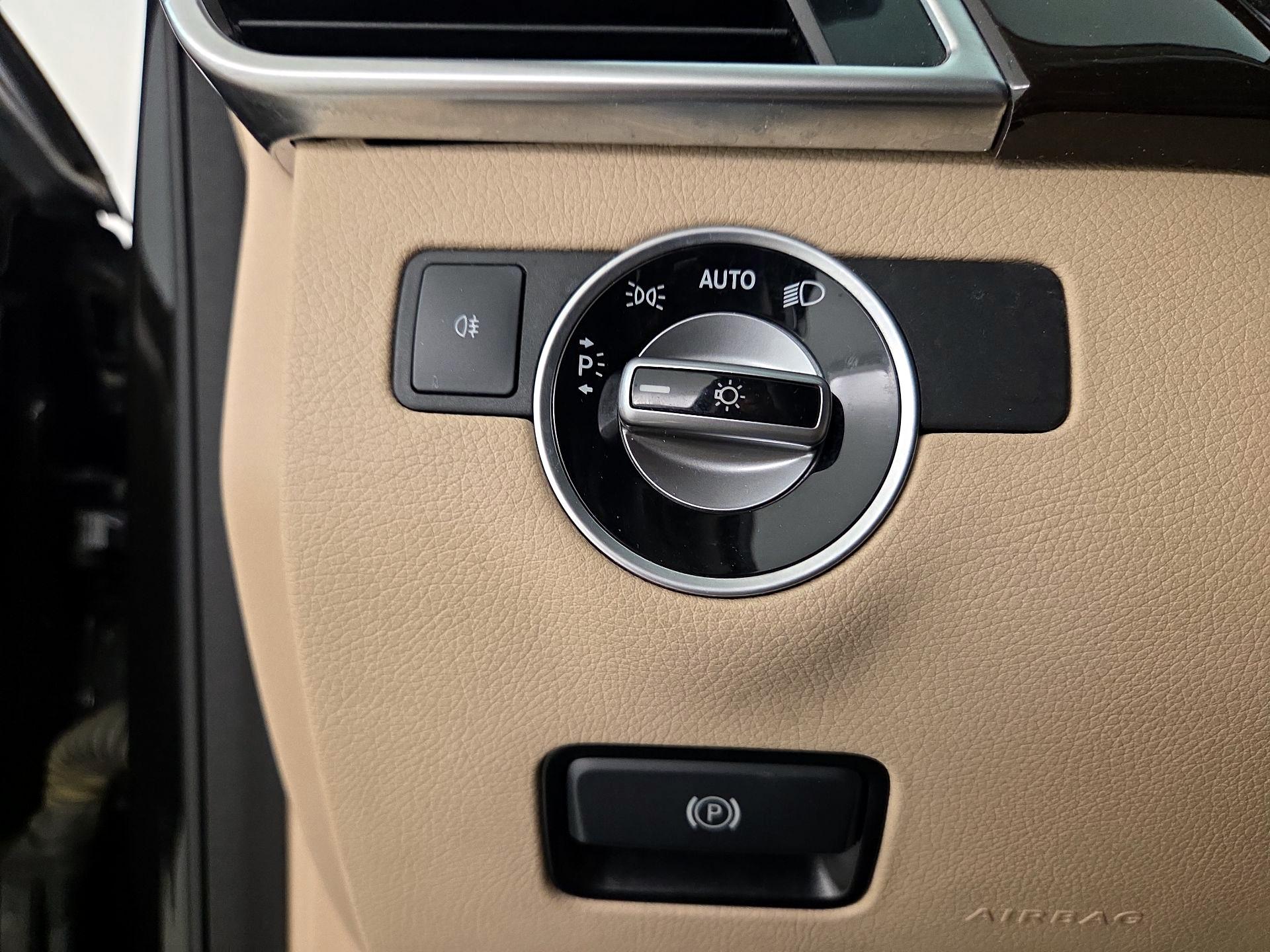 Thumbnail: 2018 Mercedes-Benz GLE - 13