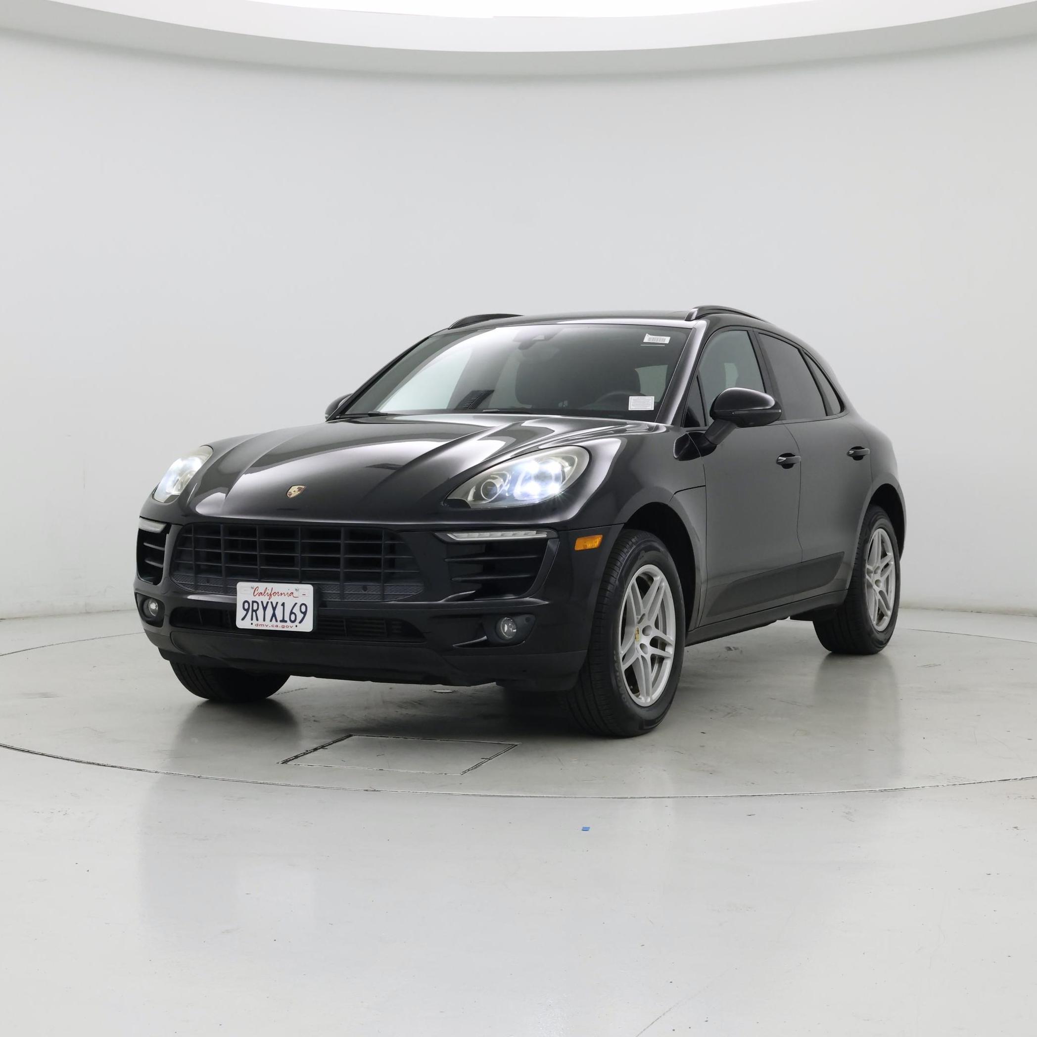 Thumbnail: 2018 Porsche Macan - 4