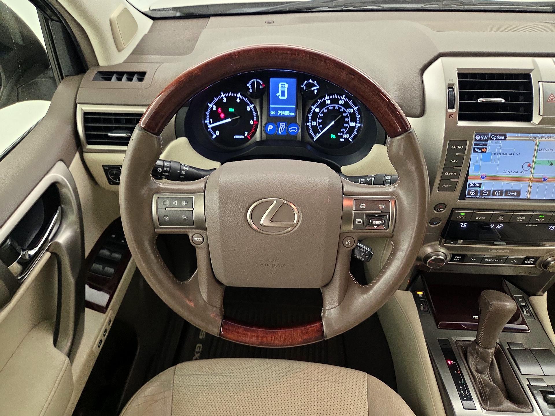 Thumbnail: 2016 Lexus GX - 10
