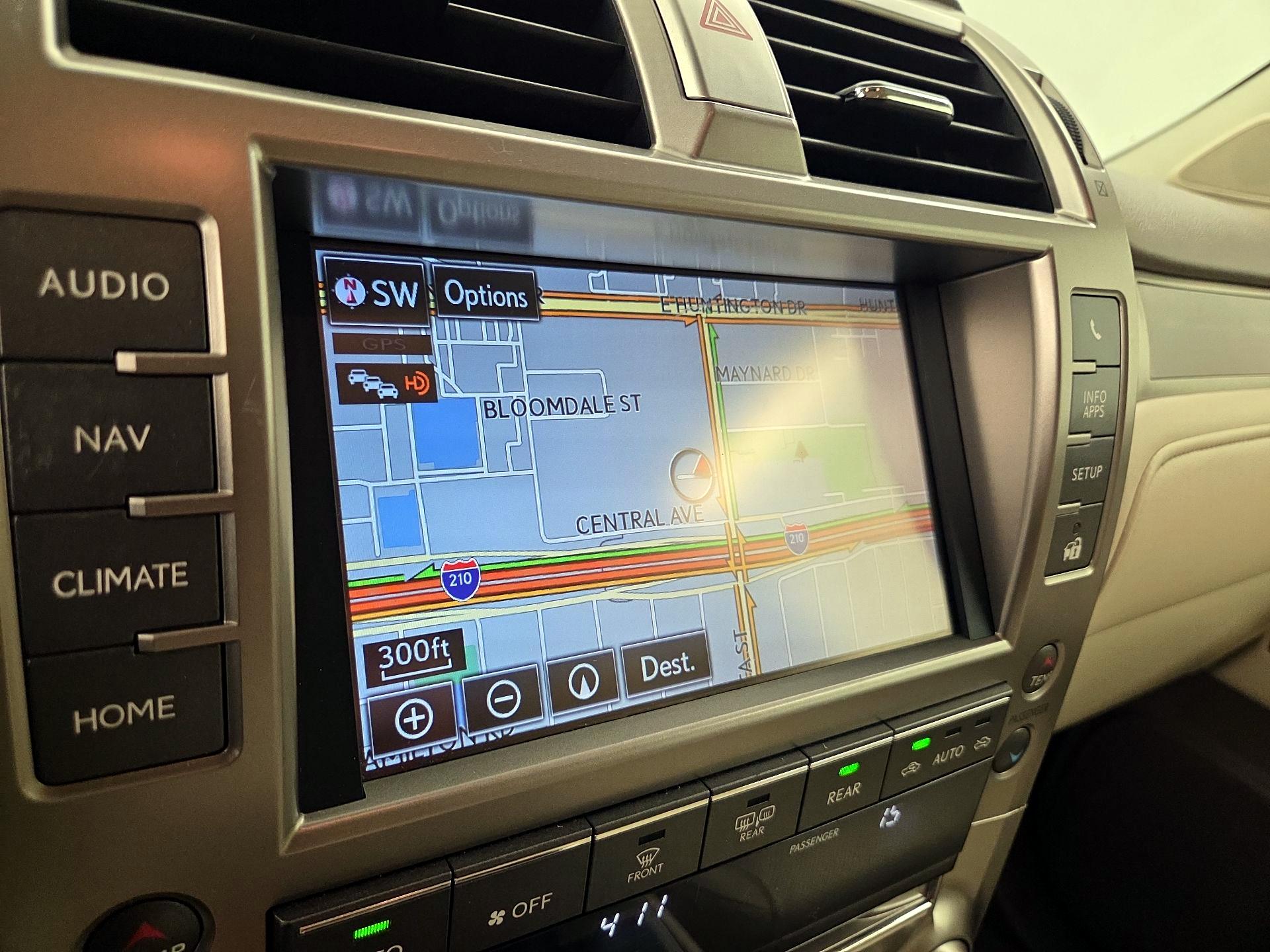 Thumbnail: 2016 Lexus GX - 14