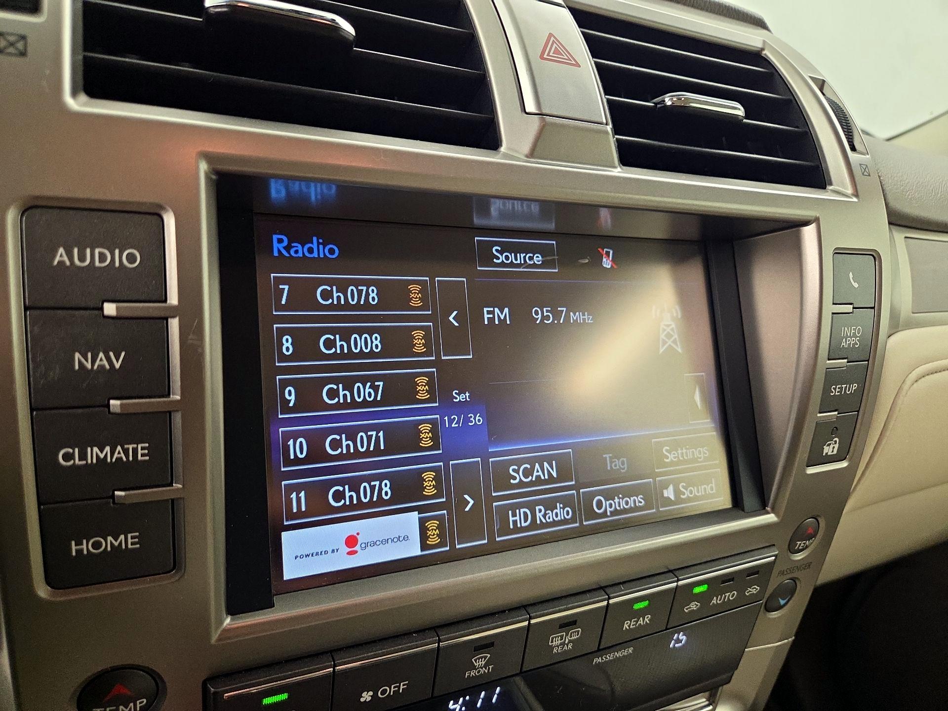 Thumbnail: 2016 Lexus GX - 16