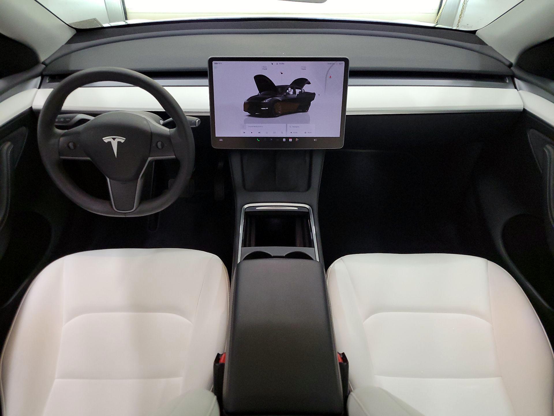 Thumbnail: 2023 Tesla Model Y - 9