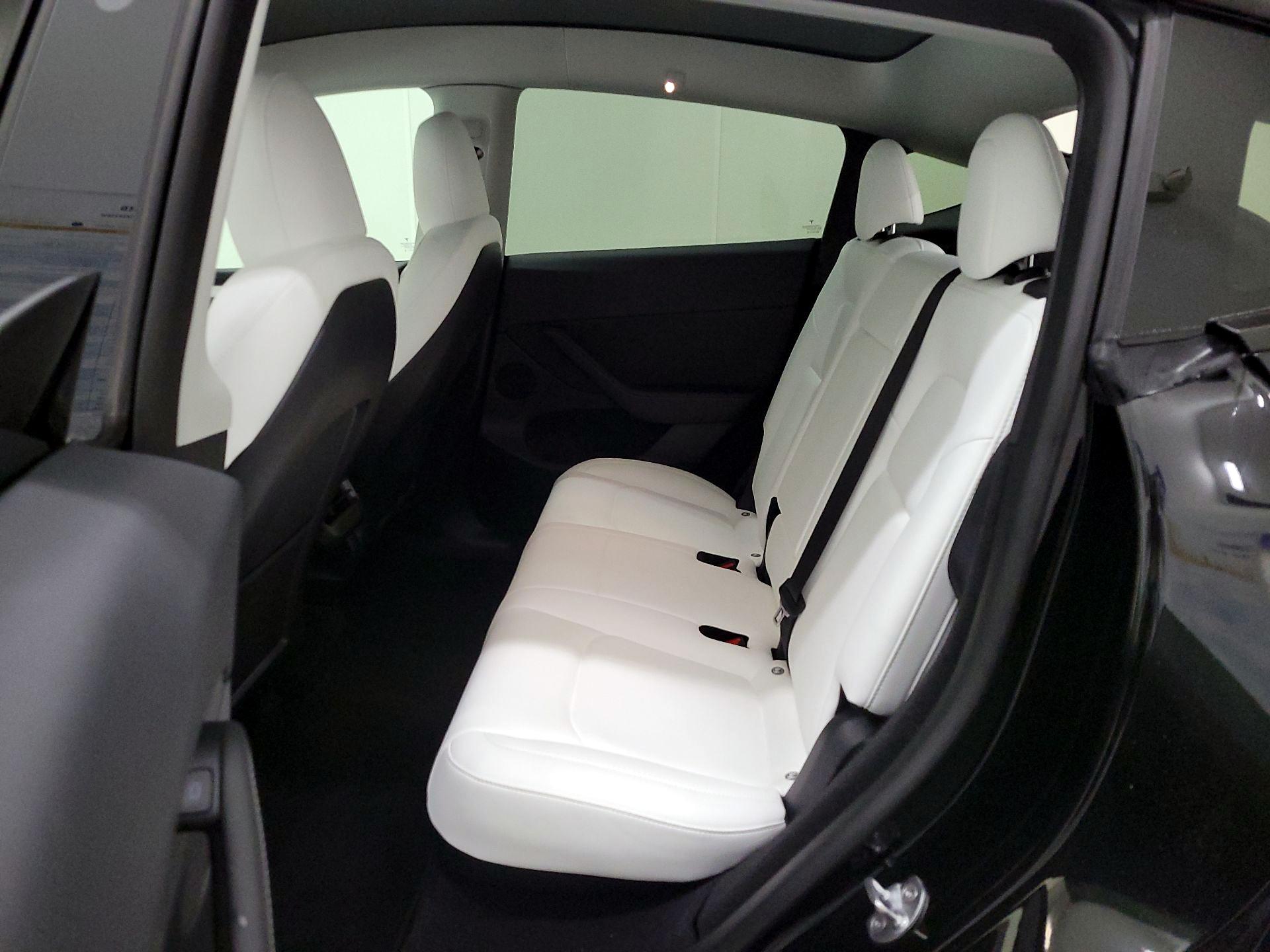 Thumbnail: 2023 Tesla Model Y - 19