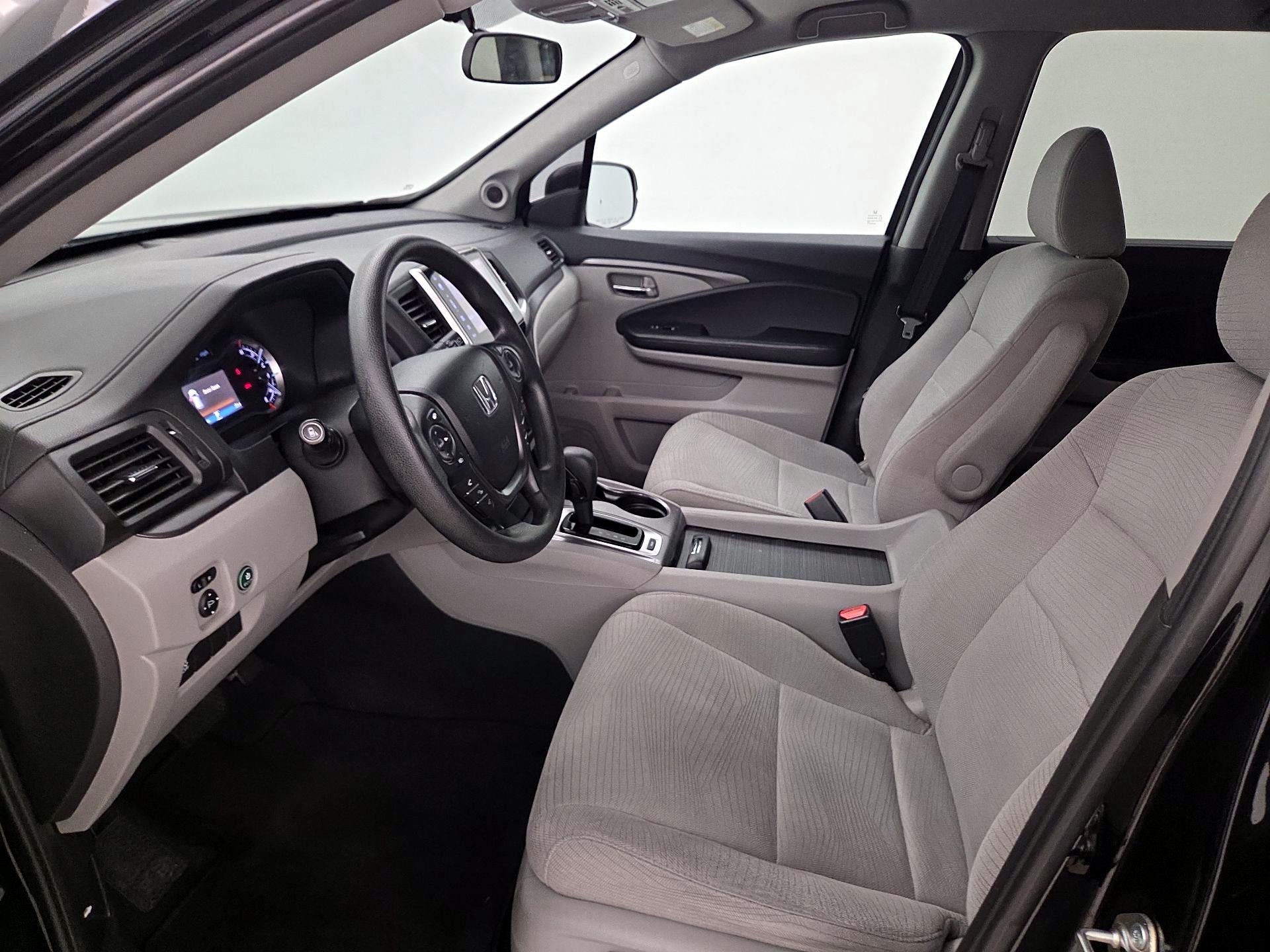 Thumbnail: 2018 Honda Pilot - 11