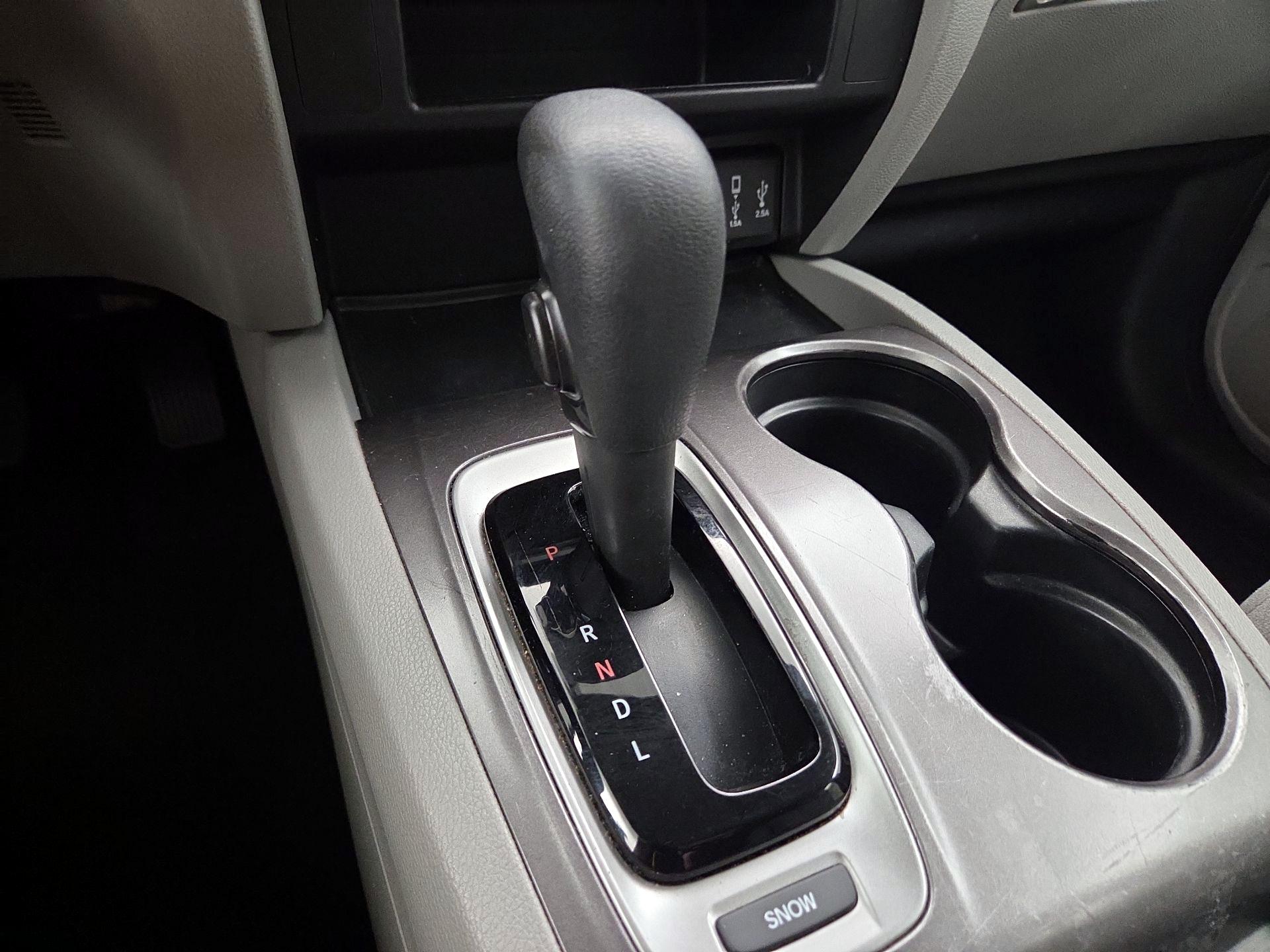 Thumbnail: 2018 Honda Pilot - 17