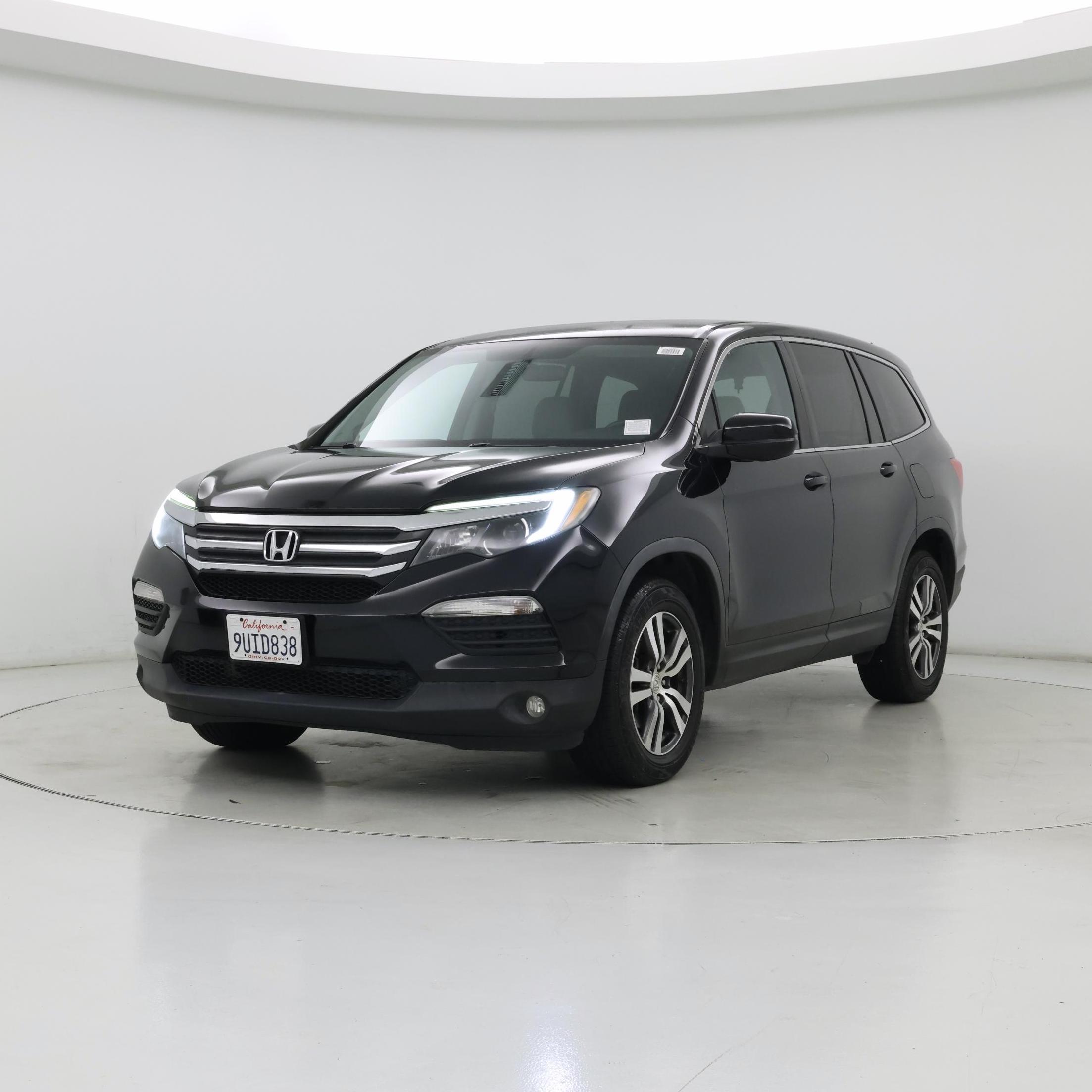 Thumbnail: 2018 Honda Pilot - 4