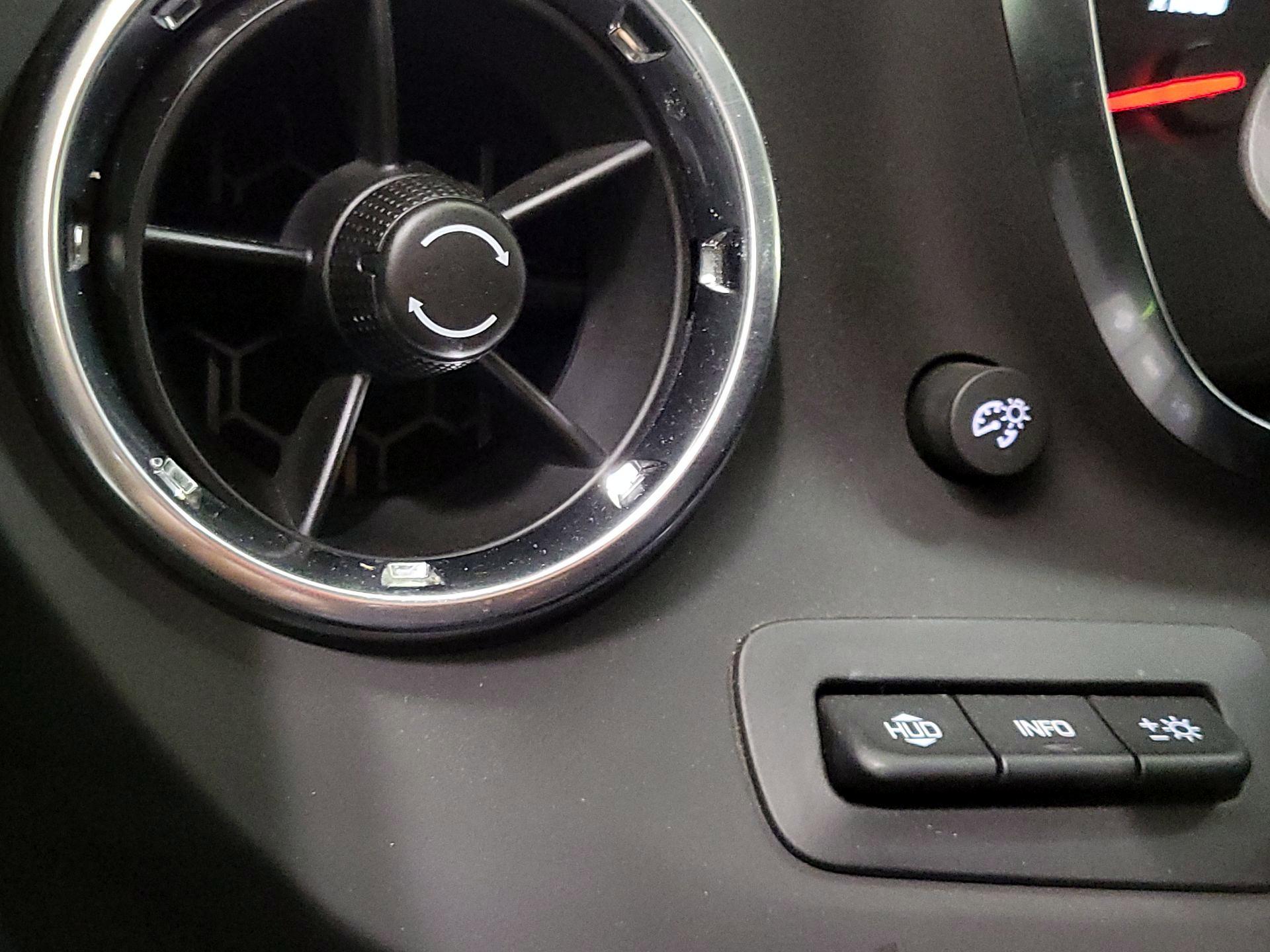 Thumbnail: 2020 Chevrolet Camaro - 13