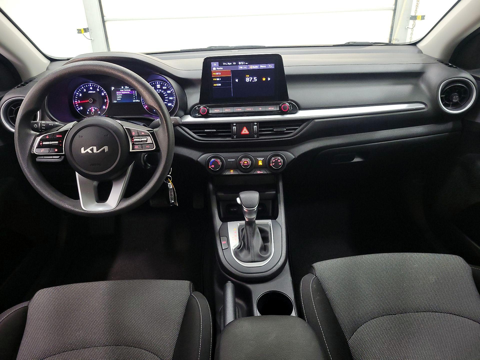 Thumbnail: 2023 Kia Forte - 9