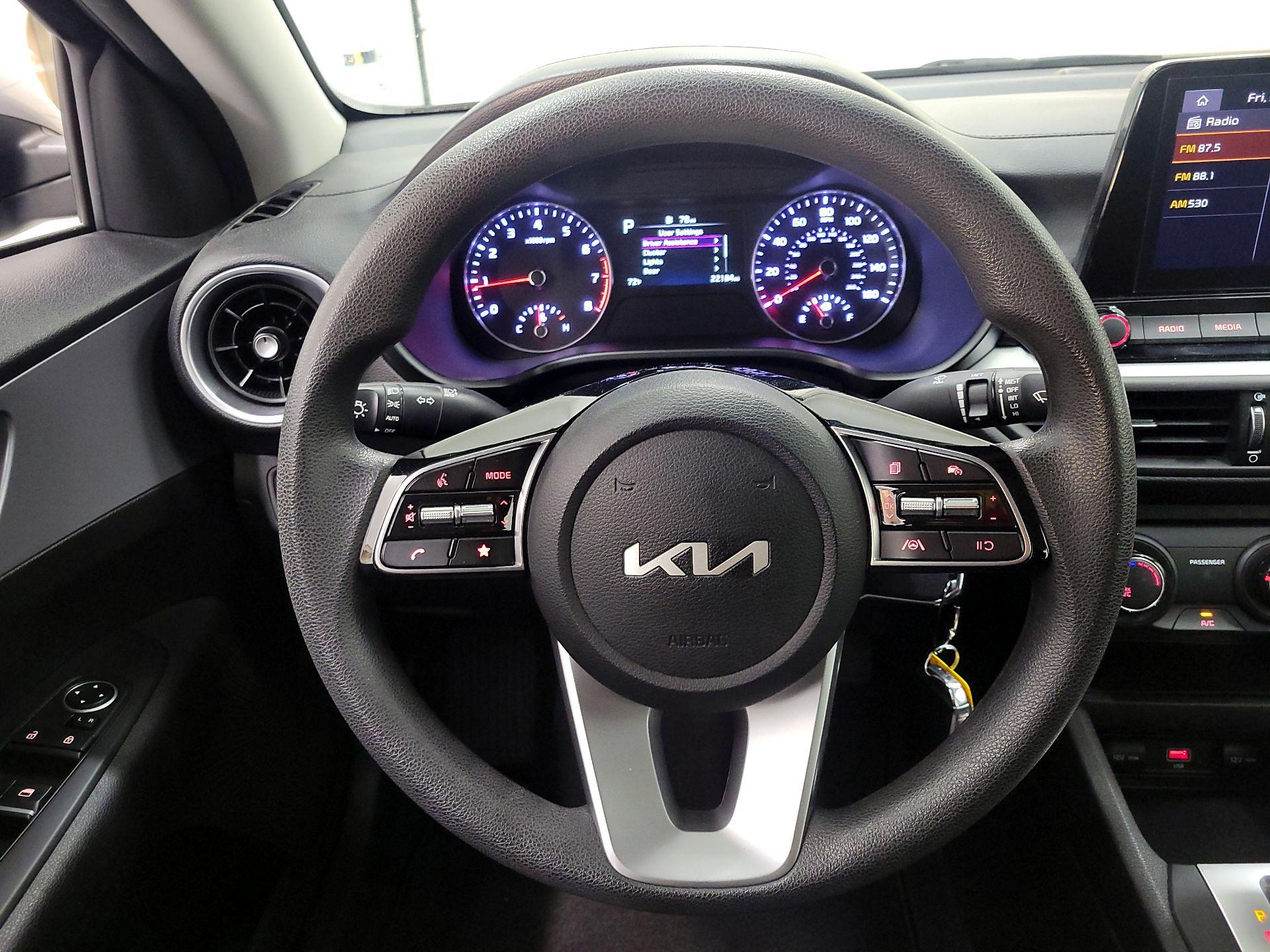 Thumbnail: 2023 Kia Forte - 10
