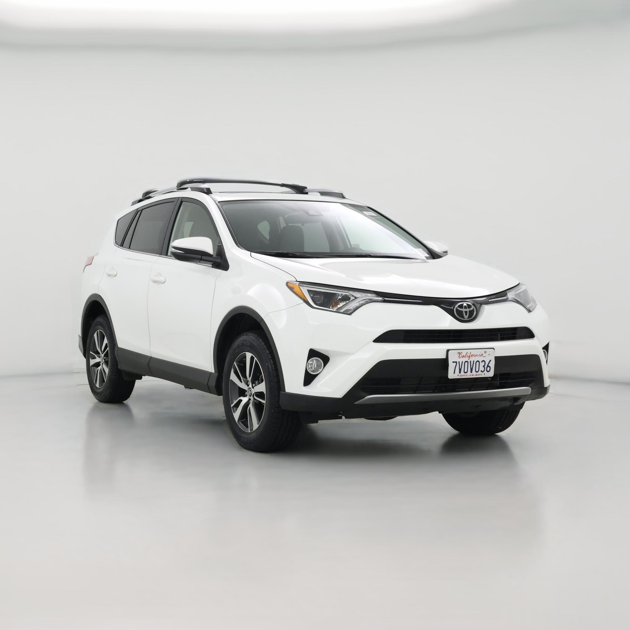 Thumbnail: 2017 Toyota RAV4 - 1