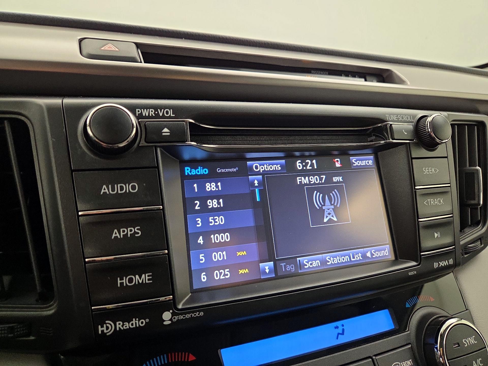 Thumbnail: 2017 Toyota RAV4 - 15