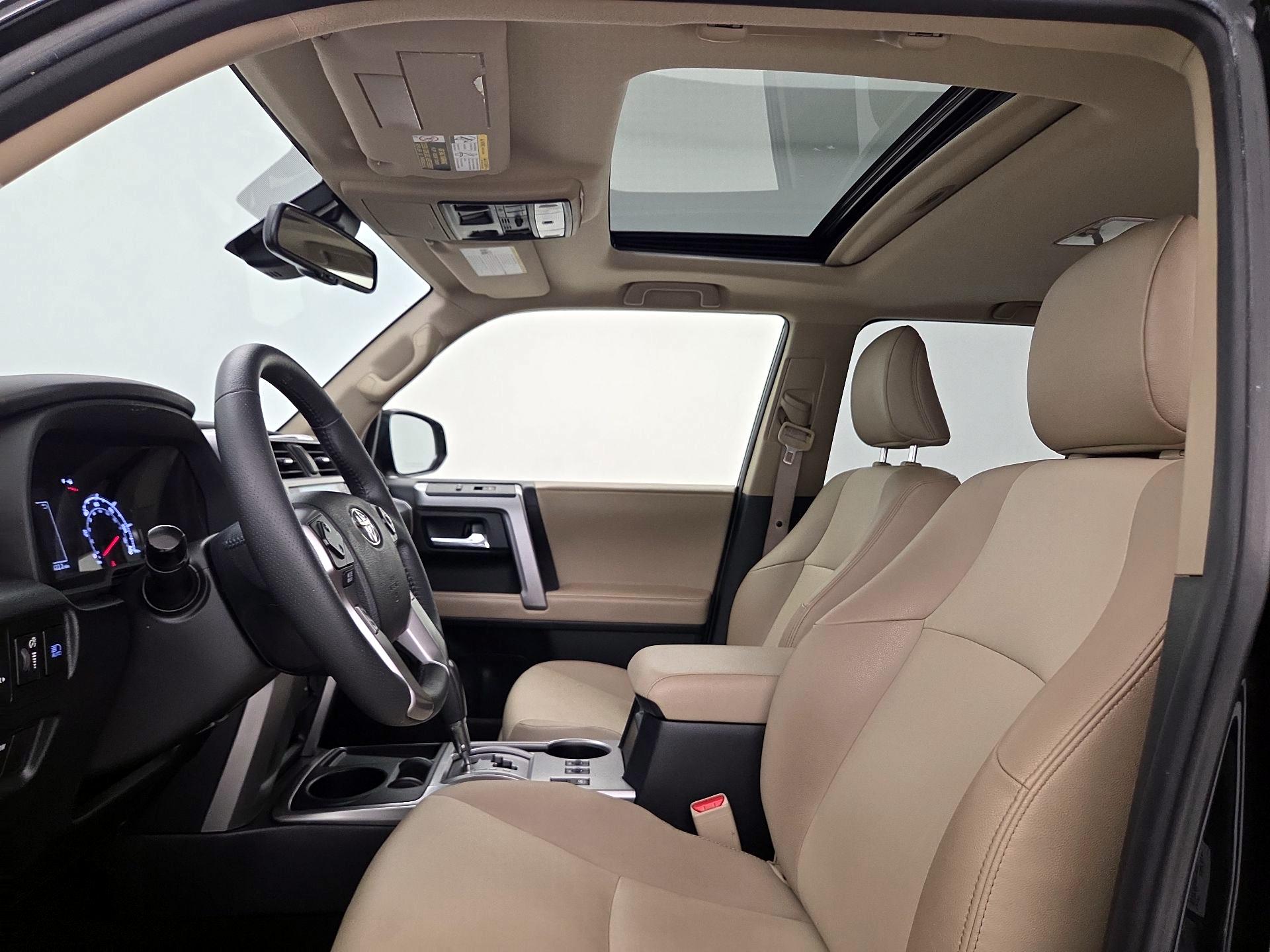 Thumbnail: 2020 Toyota 4Runner - 20