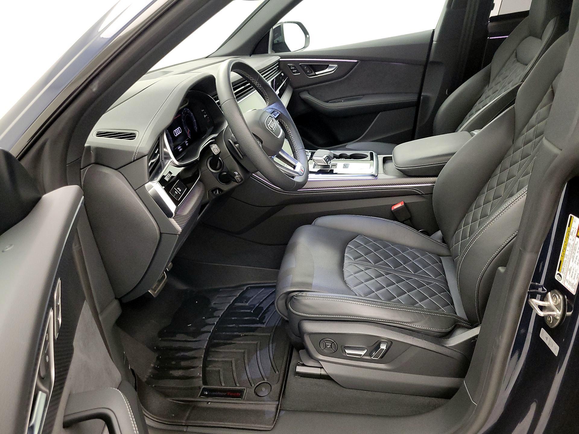 Thumbnail: 2025 Audi SQ8 - 11
