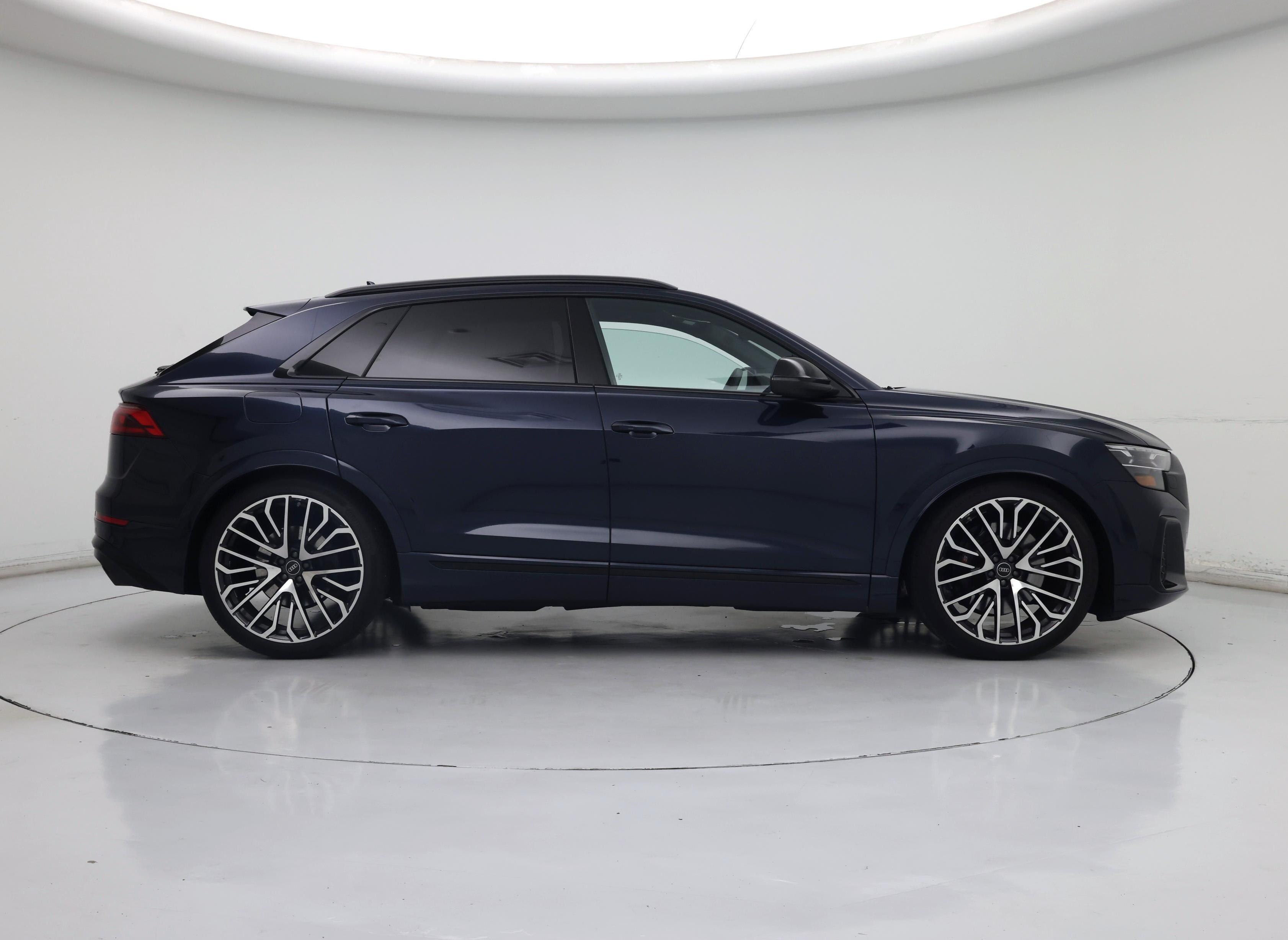 Thumbnail: 2025 Audi SQ8 - 7