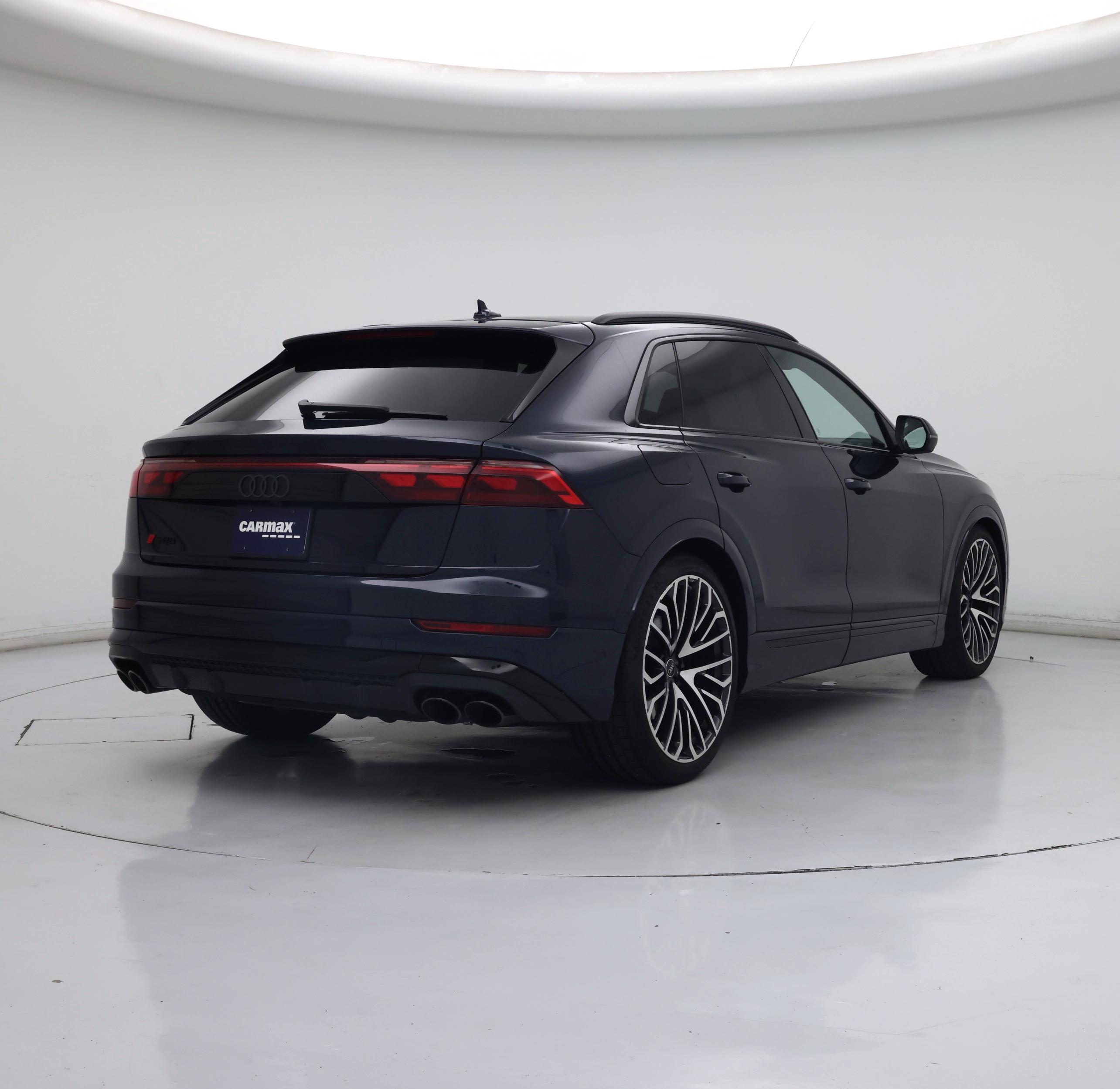 Thumbnail: 2025 Audi SQ8 - 8