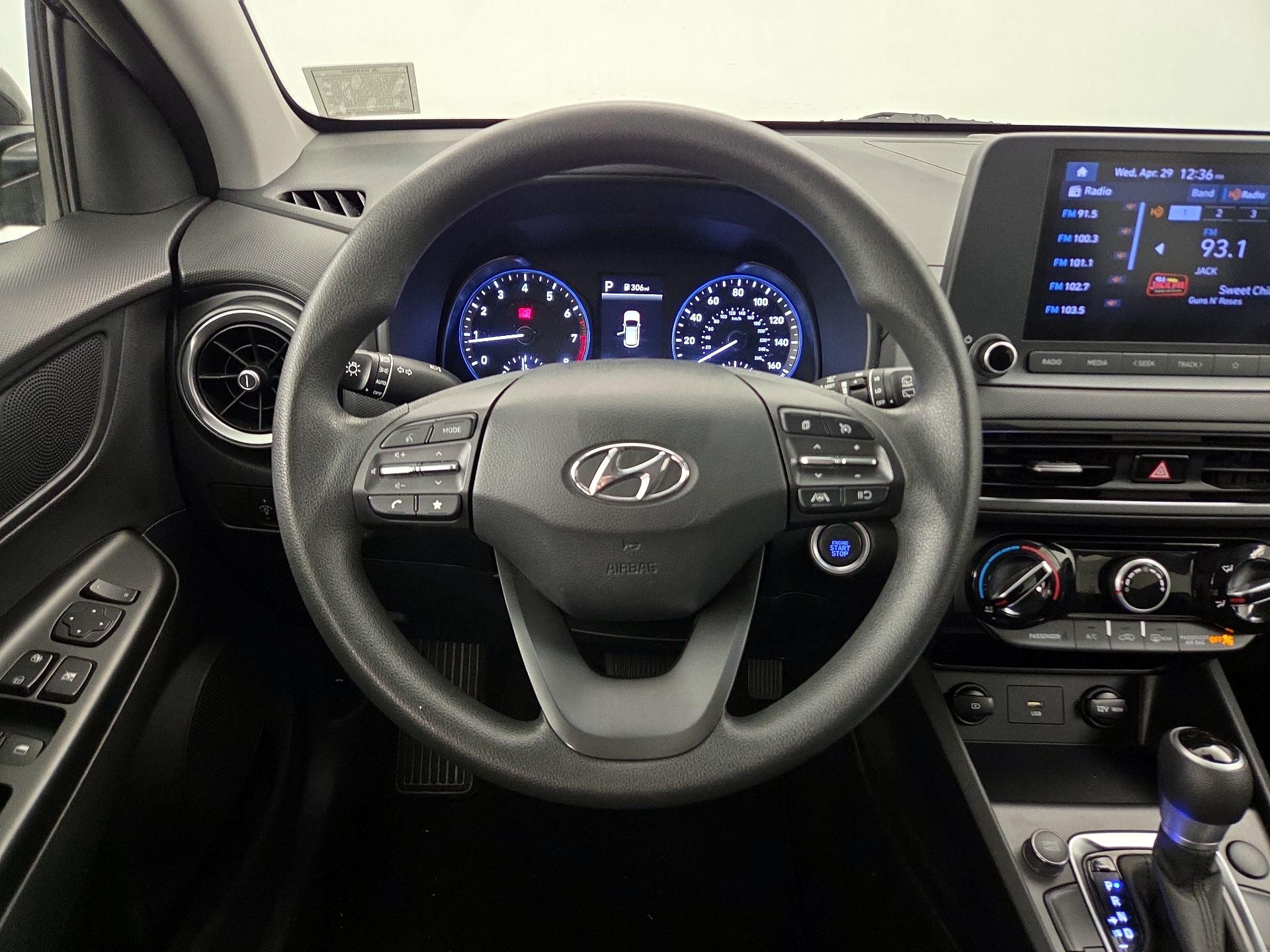 Thumbnail: 2022 Hyundai Kona - 10