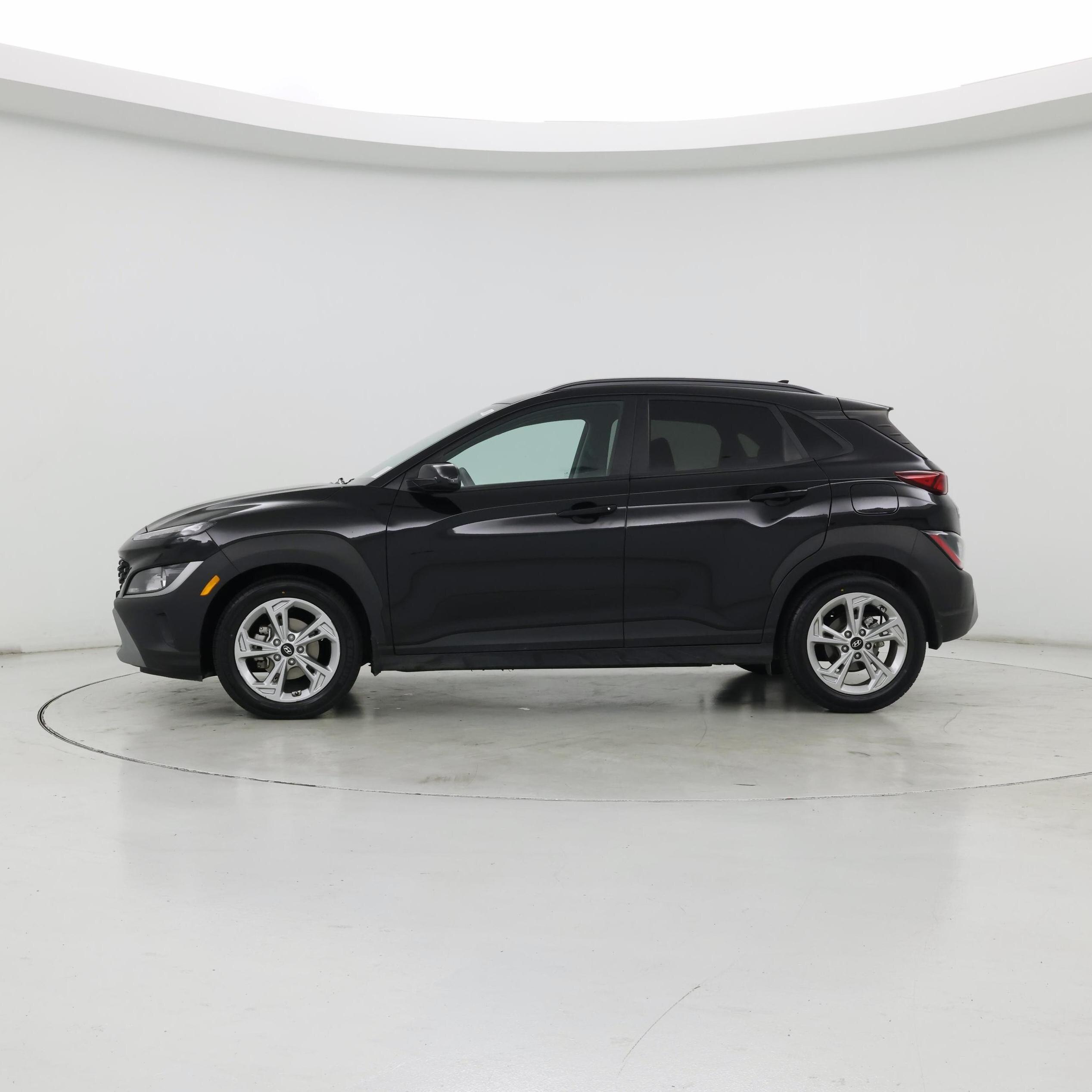Thumbnail: 2022 Hyundai Kona - 3