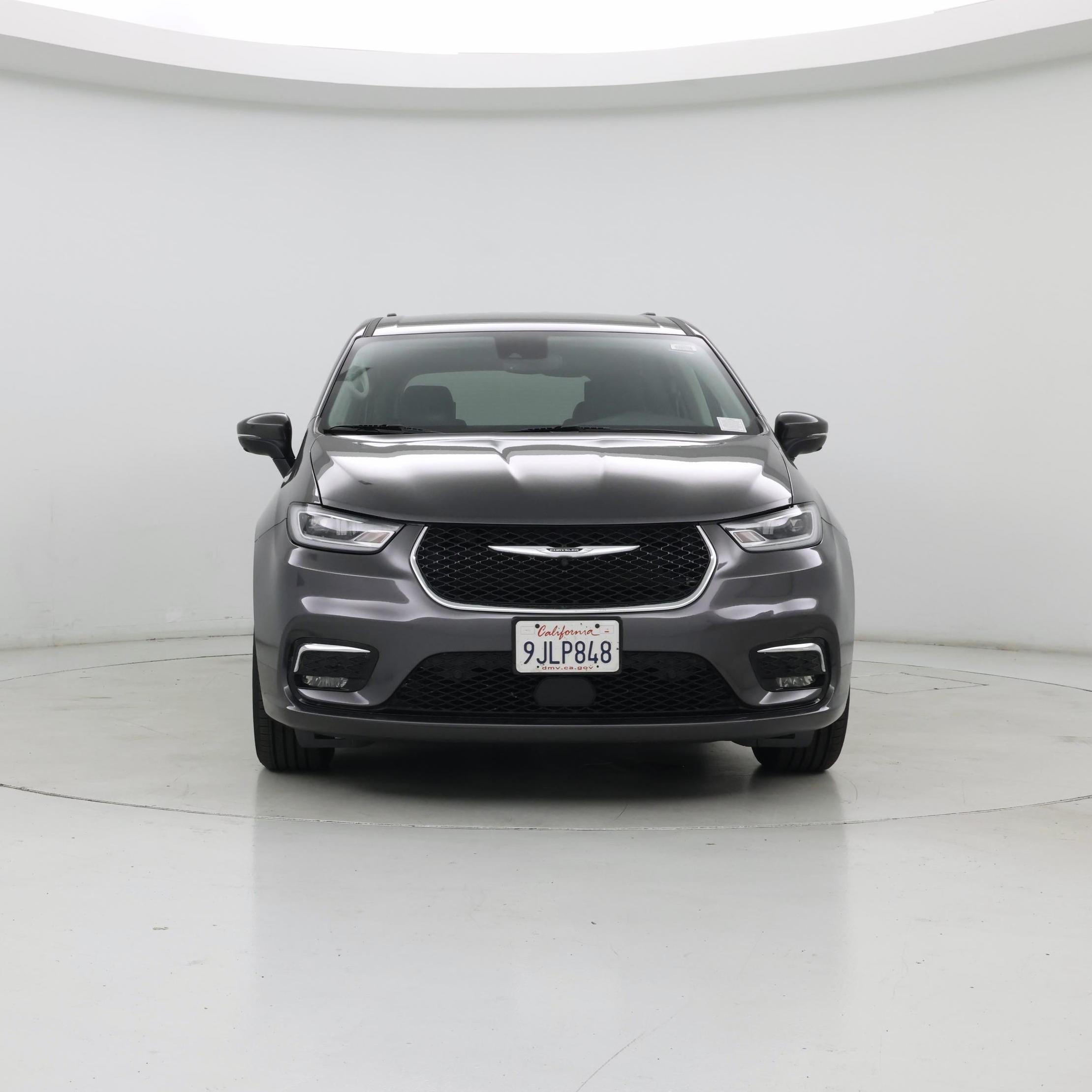 Thumbnail: 2023 Chrysler Pacifica - 5