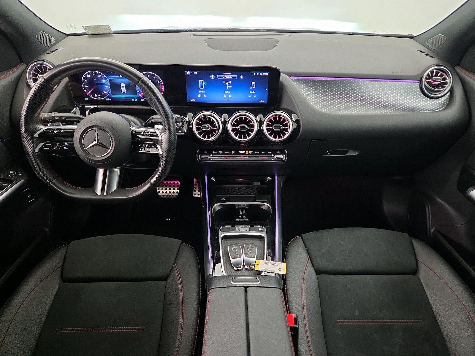 2025 Mercedes-Benz GLA GLA250 - Photo 10