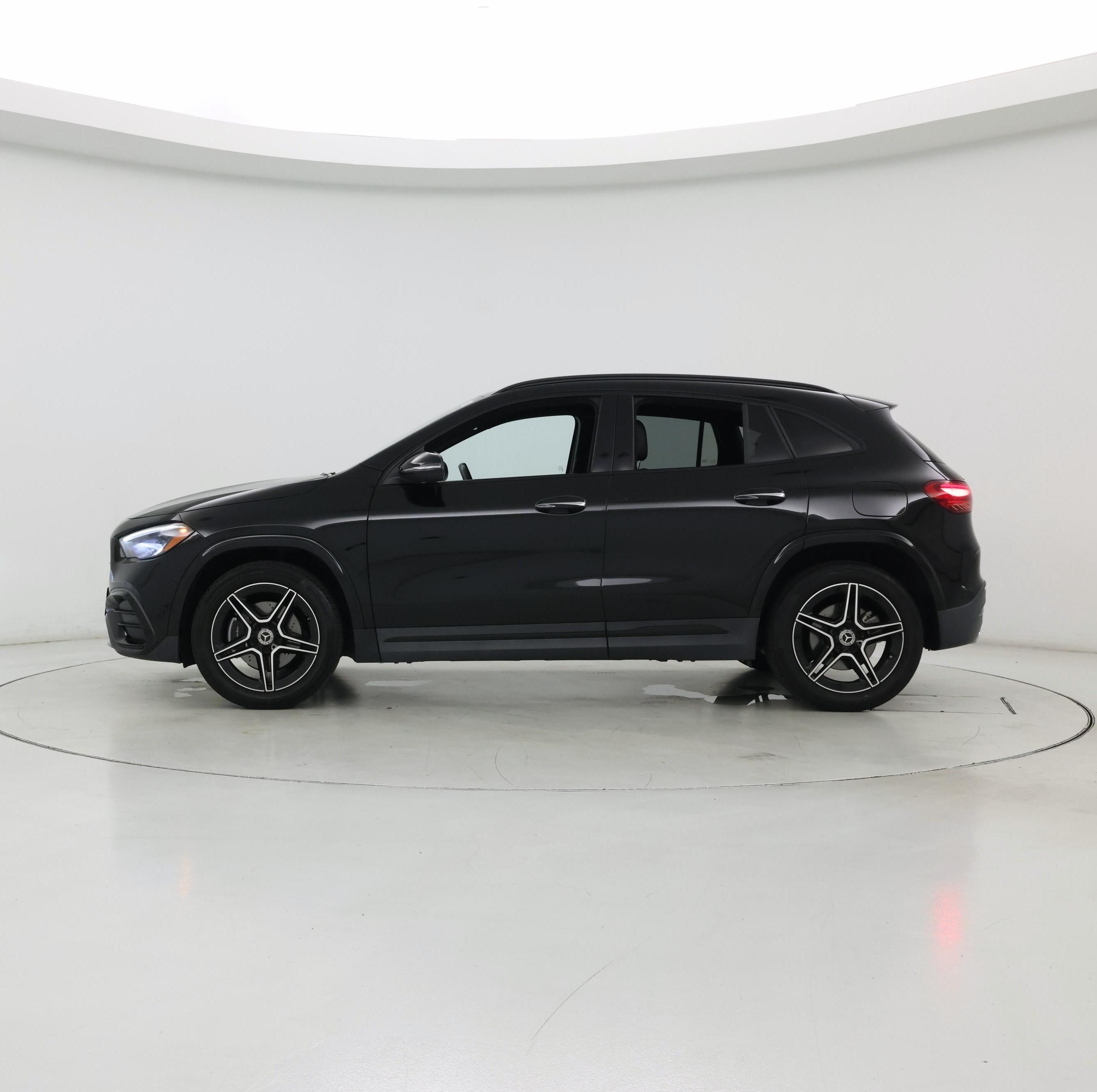 Thumbnail: 2025 Mercedes-Benz GLA - 3