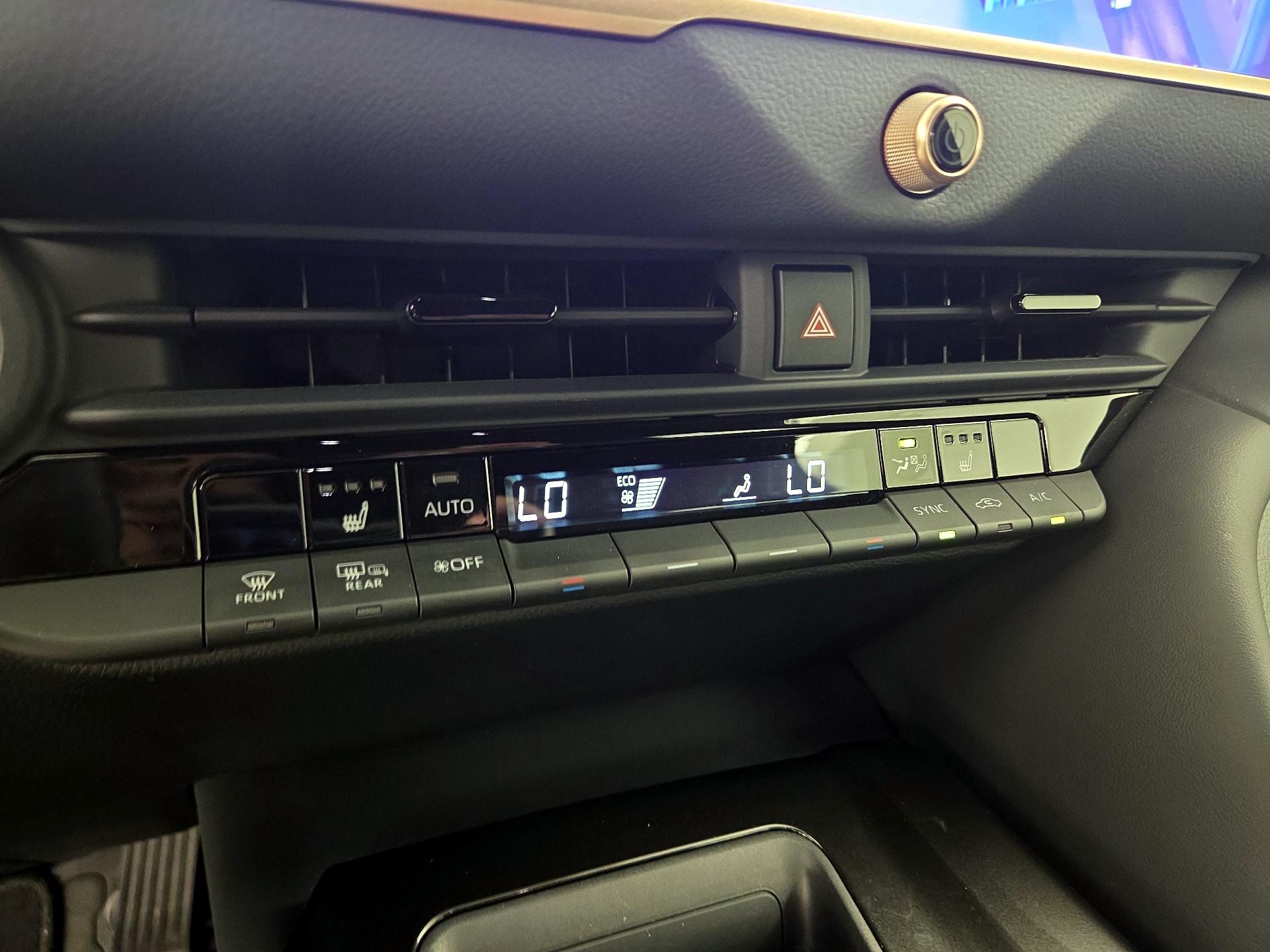 Thumbnail: 2024 Toyota Crown - 16