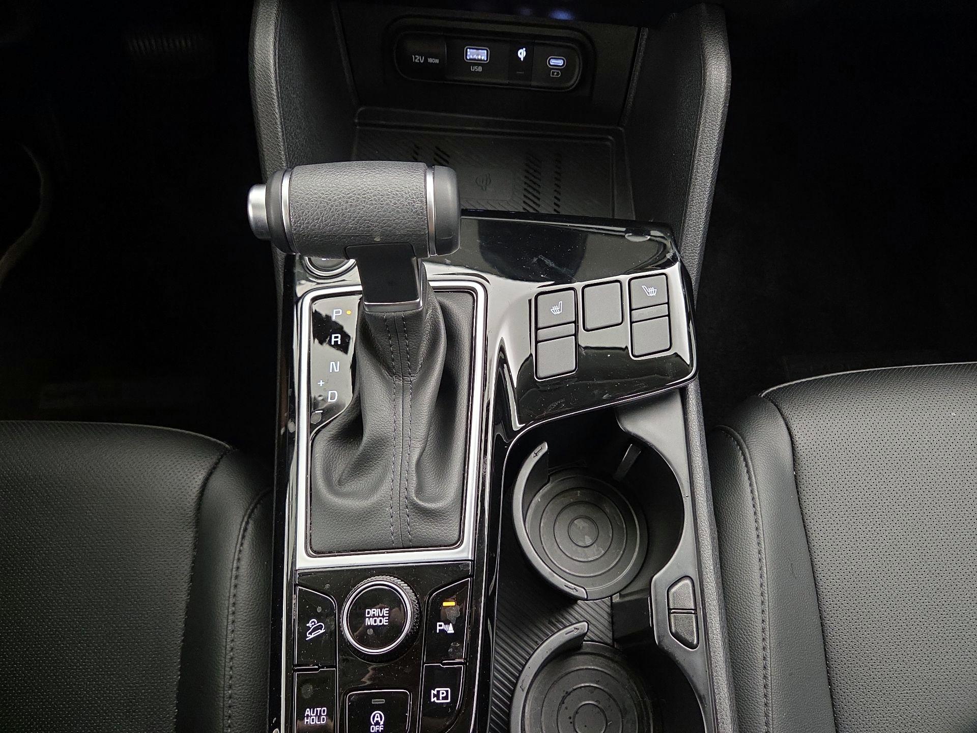 Thumbnail: 2025 Kia Sportage - 18