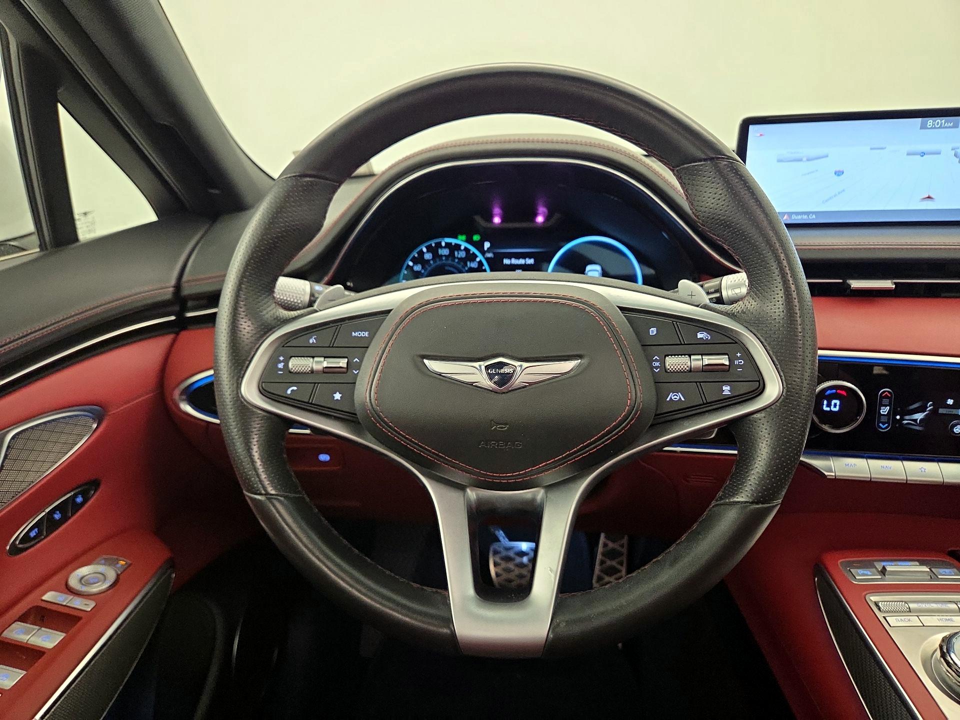 Thumbnail: 2023 Genesis GV70 - 10