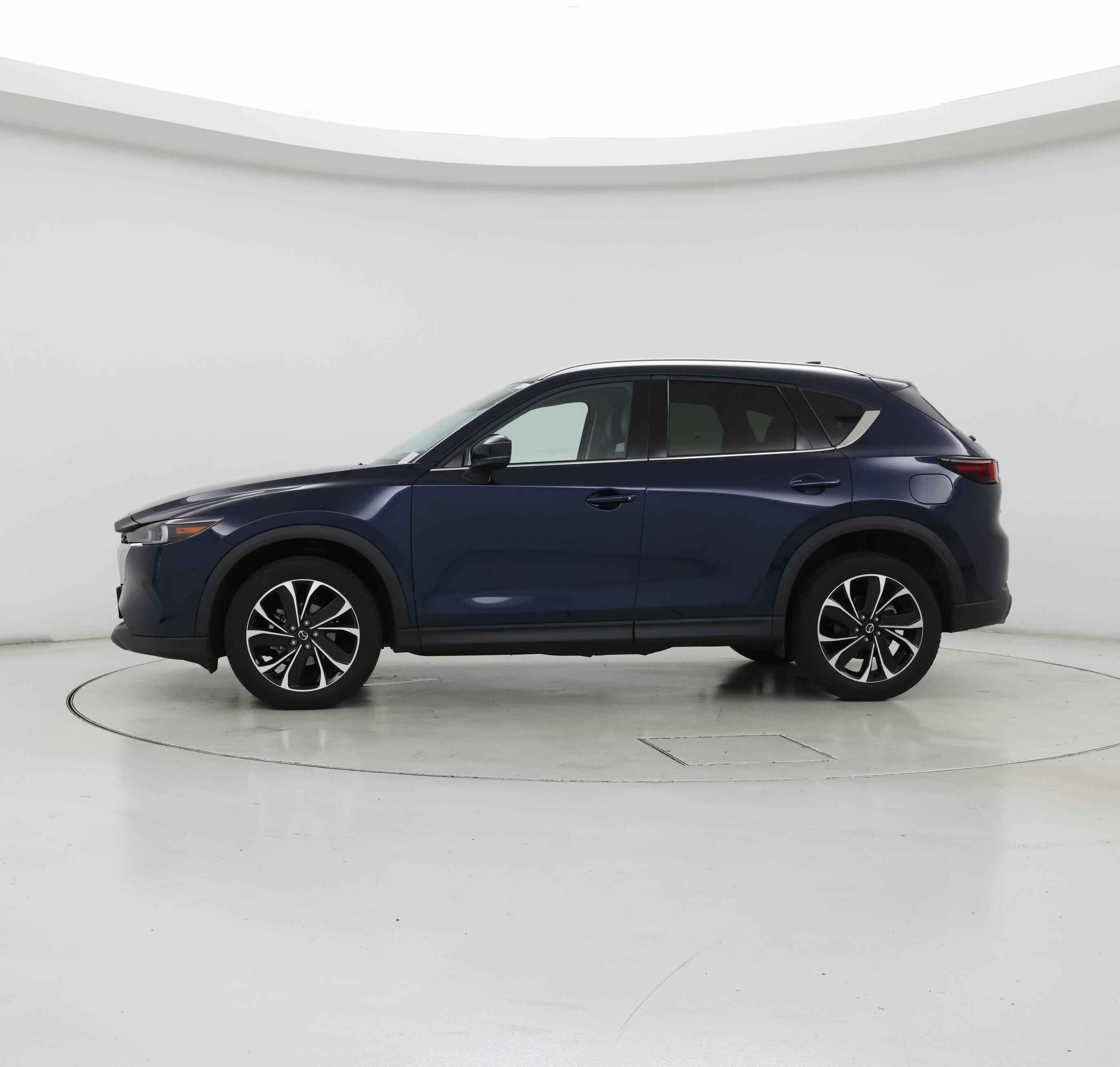 Thumbnail: 2023 Mazda CX-5 - 3