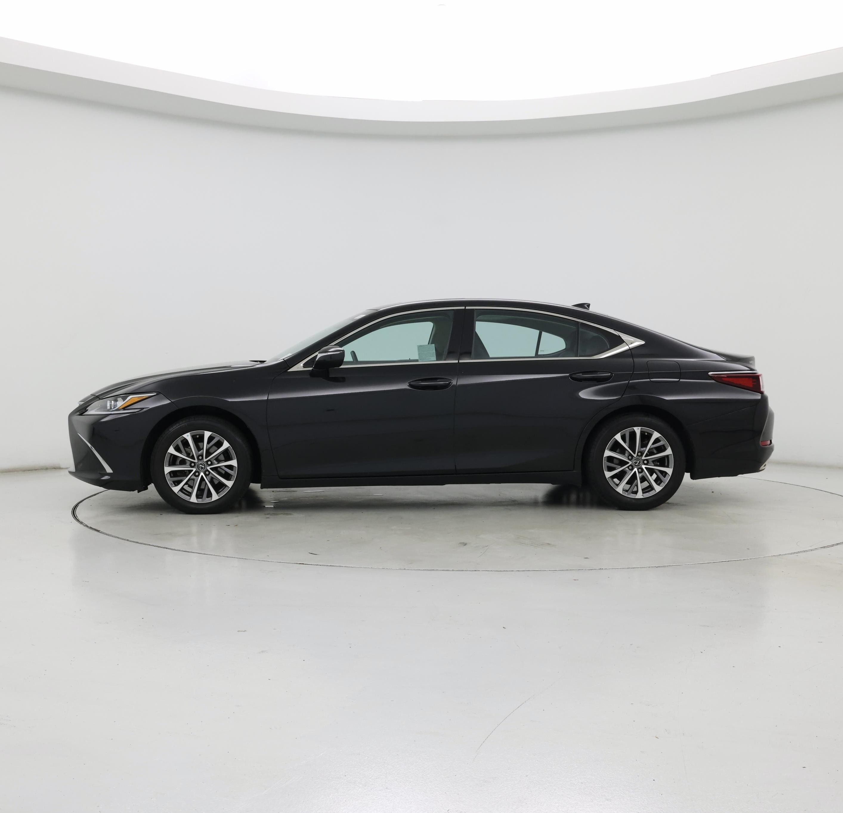 Thumbnail: 2024 Lexus ES - 3