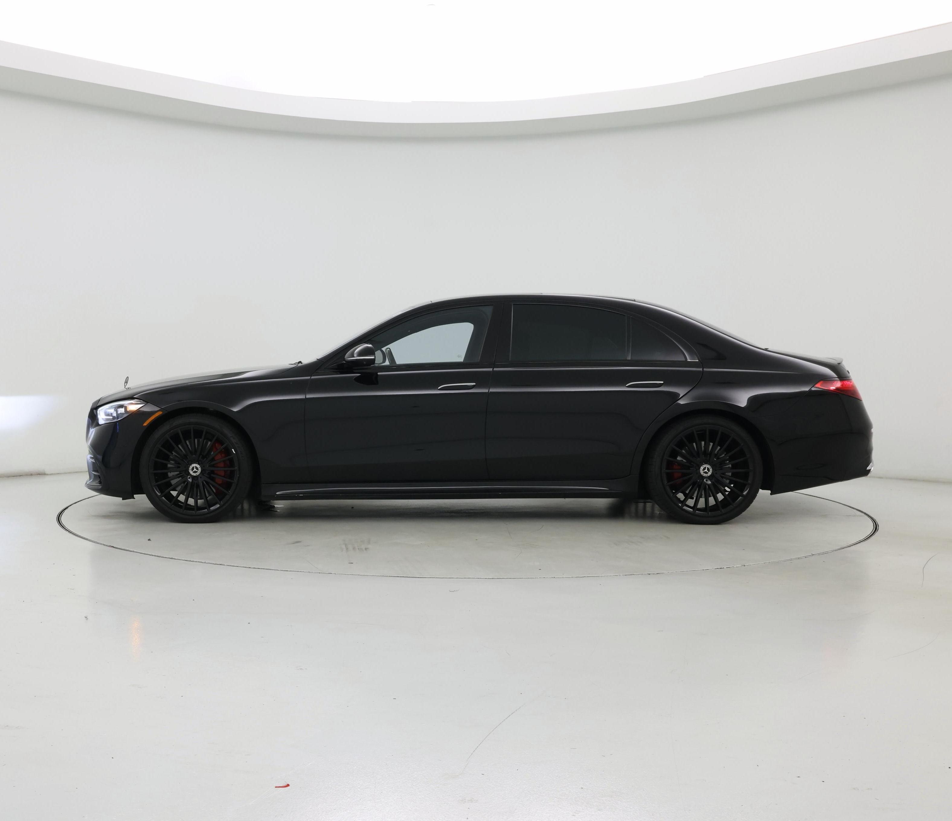 Thumbnail: 2023 Mercedes-Benz S-Class - 3