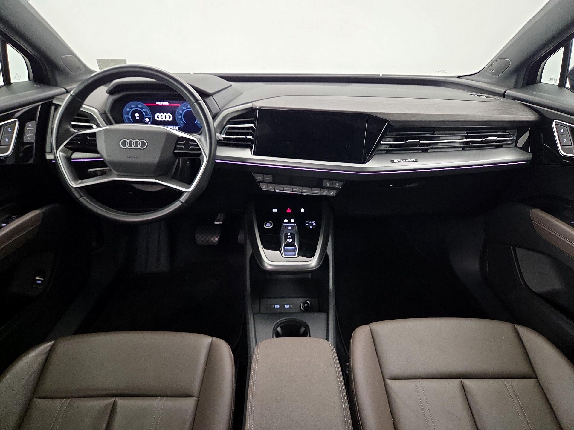 Thumbnail: 2022 Audi Q4 e-tron - 9