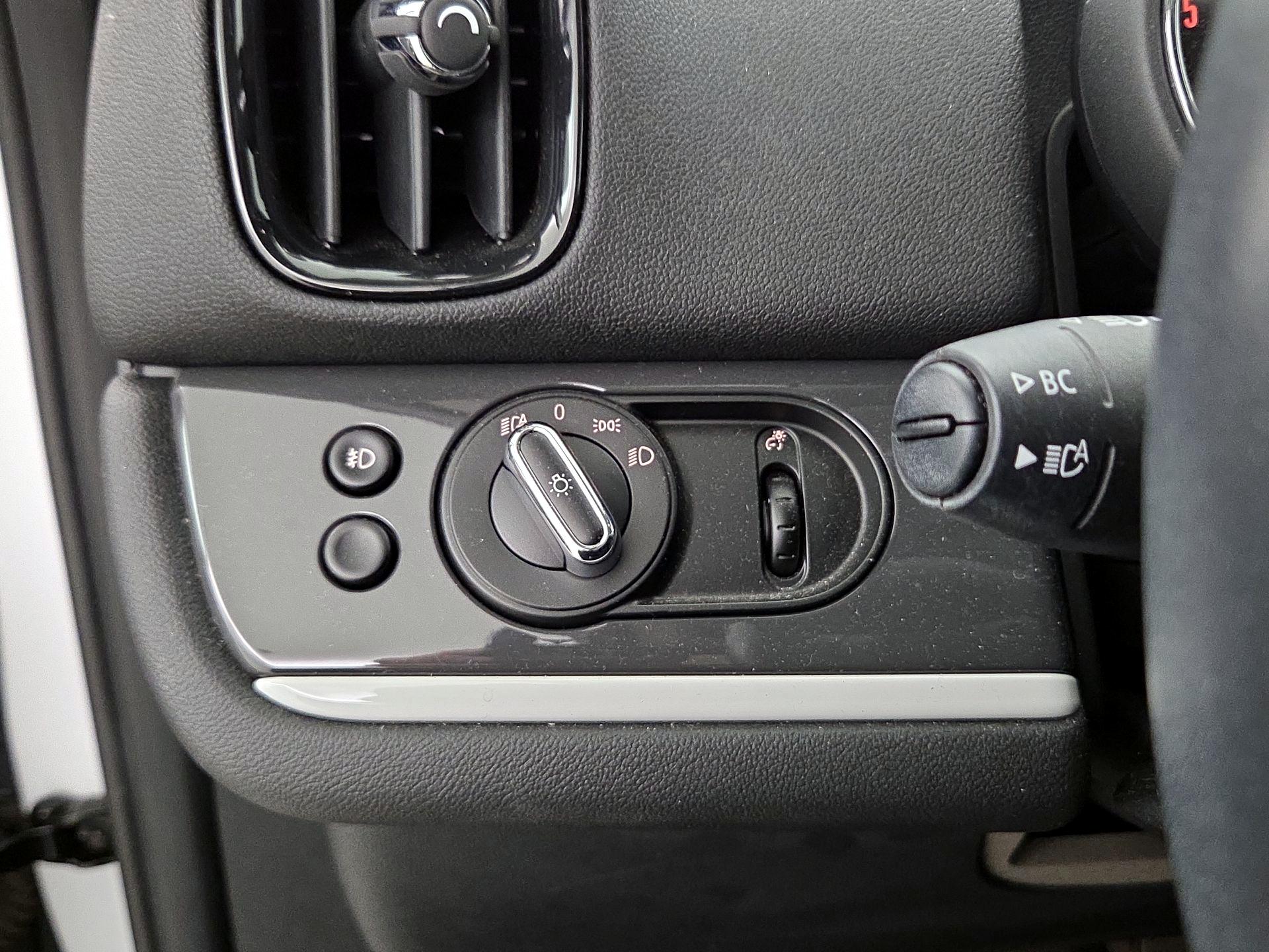 Thumbnail: 2020 MINI Cooper Countryman - 13