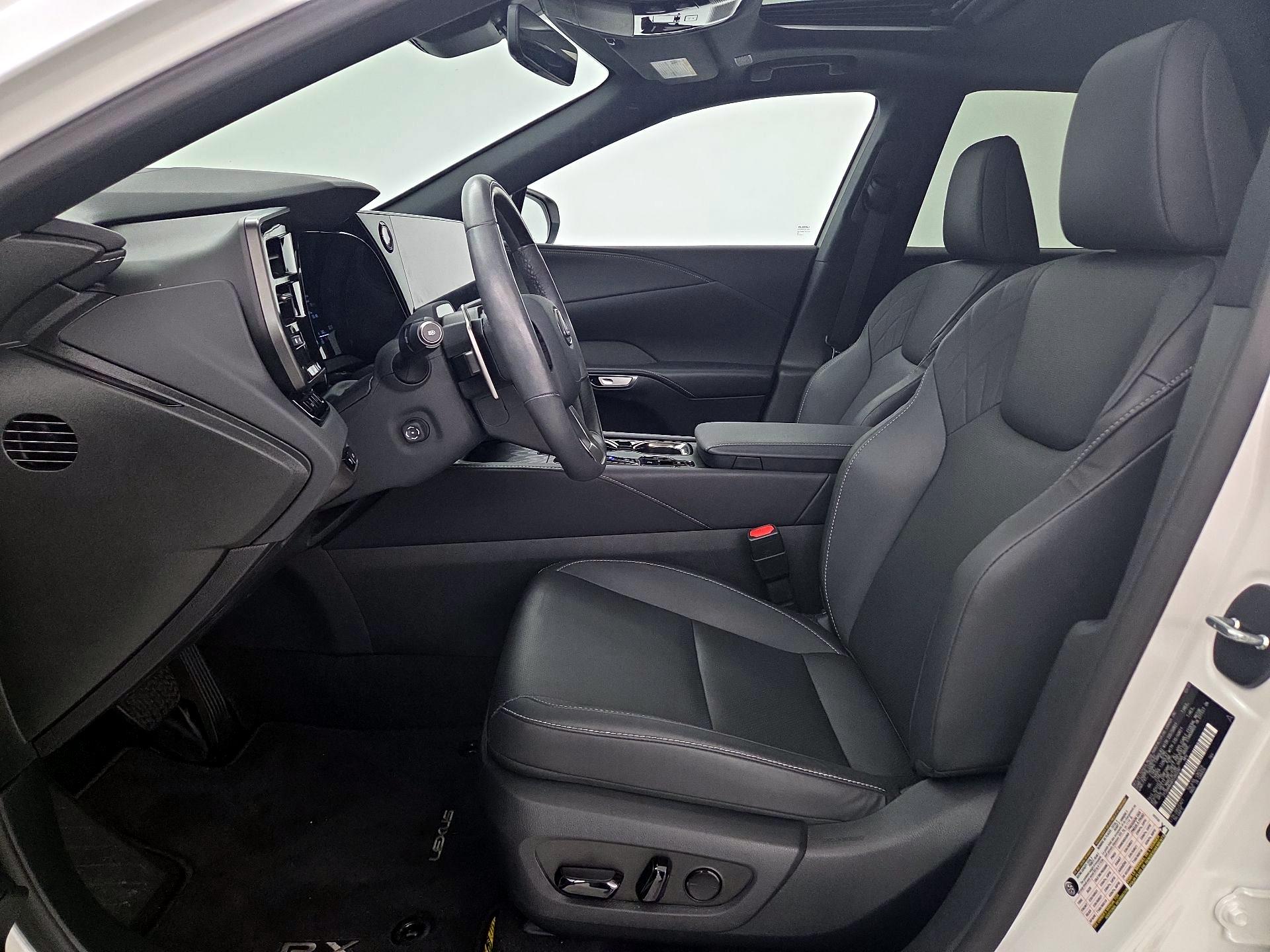 Thumbnail: 2025 Lexus RX - 11