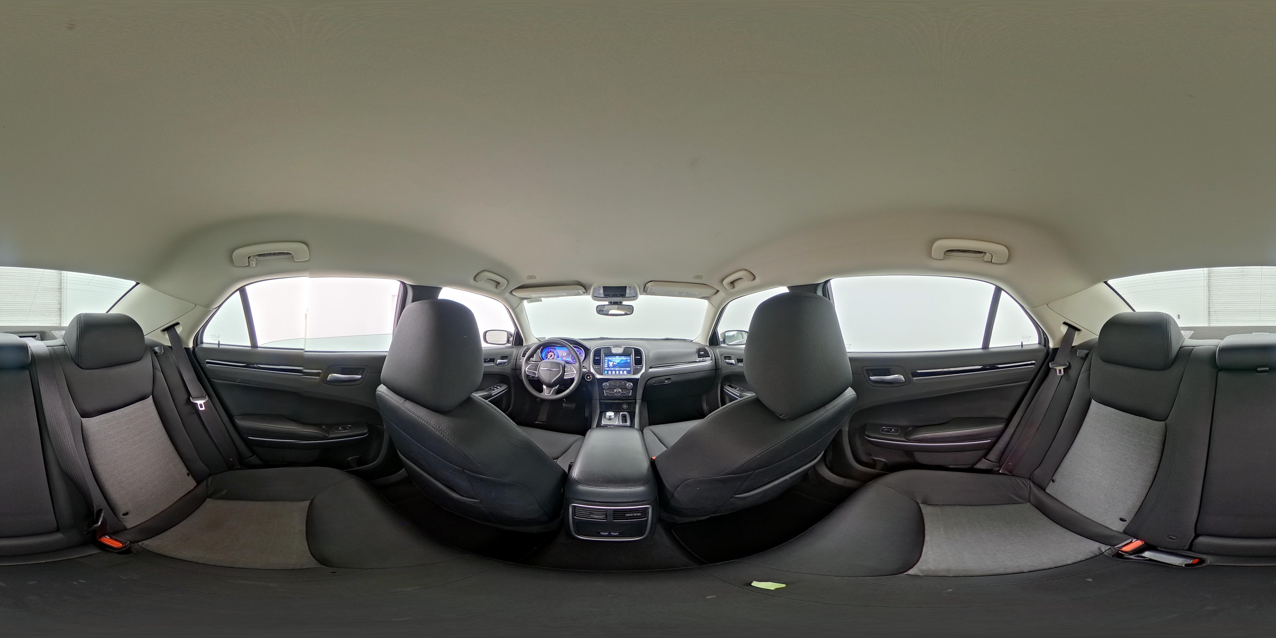 2023 Chrysler 300 Touring - Photo 25