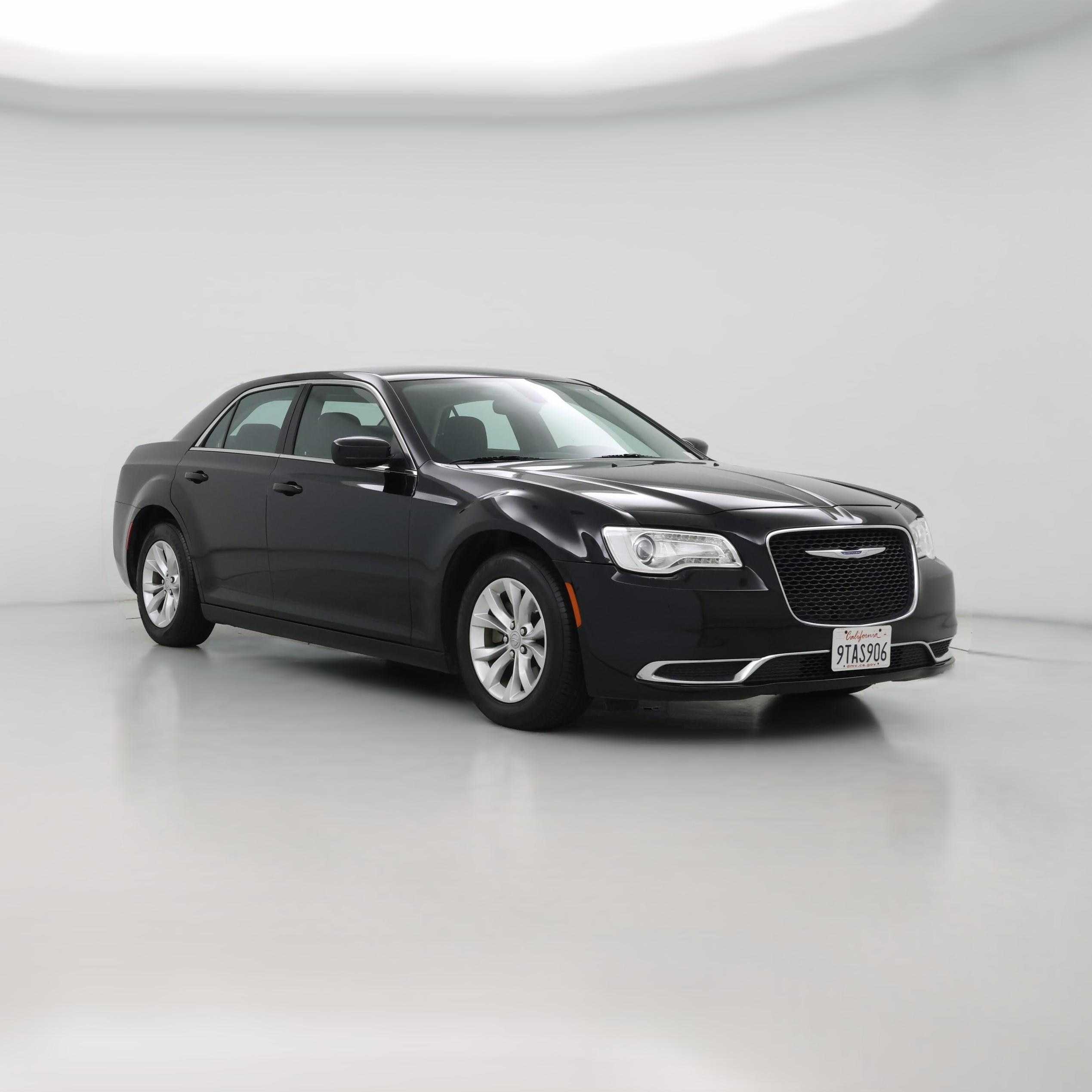 Thumbnail: 2023 Chrysler 300 - 1