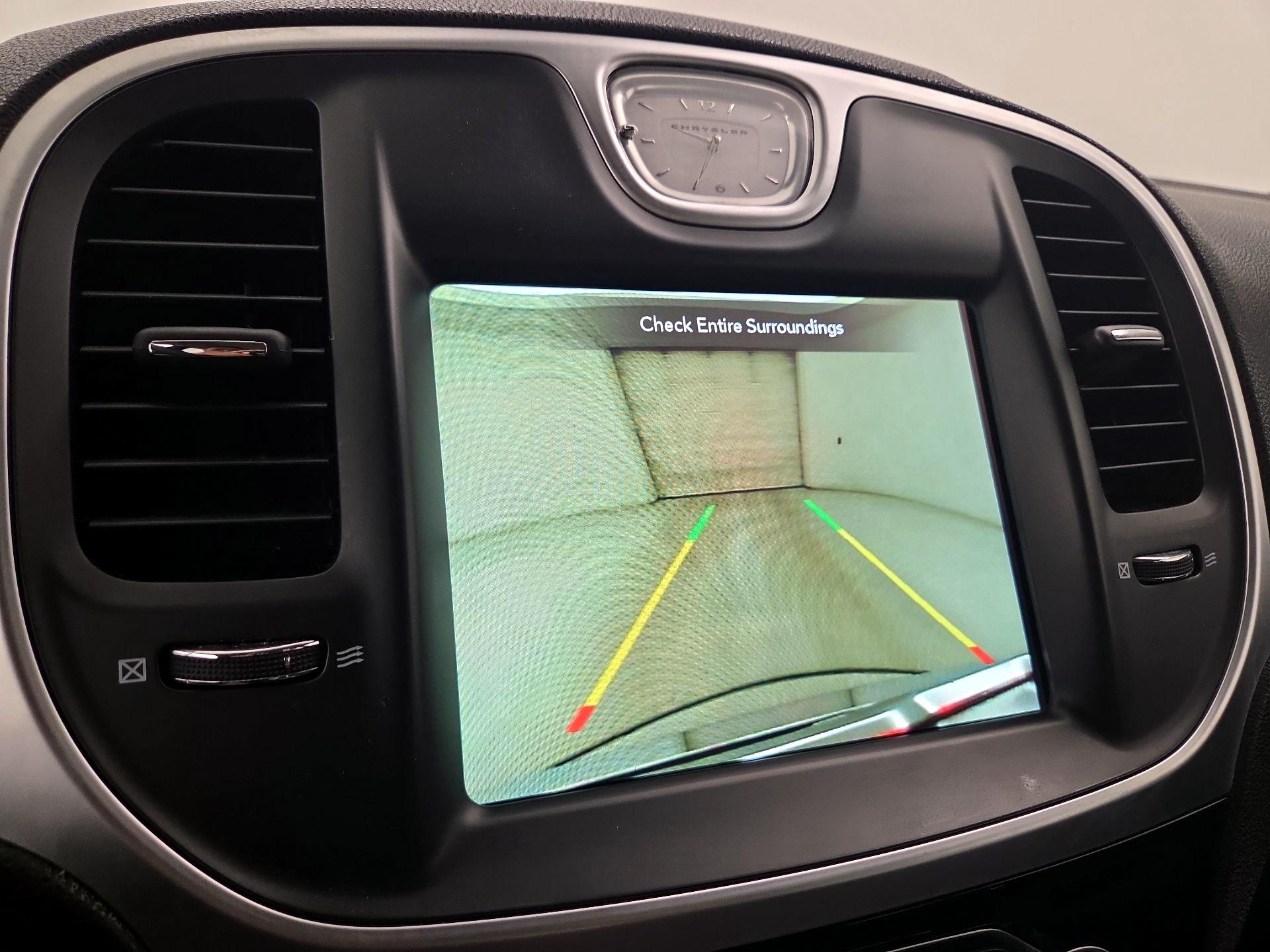 Thumbnail: 2023 Chrysler 300 - 14