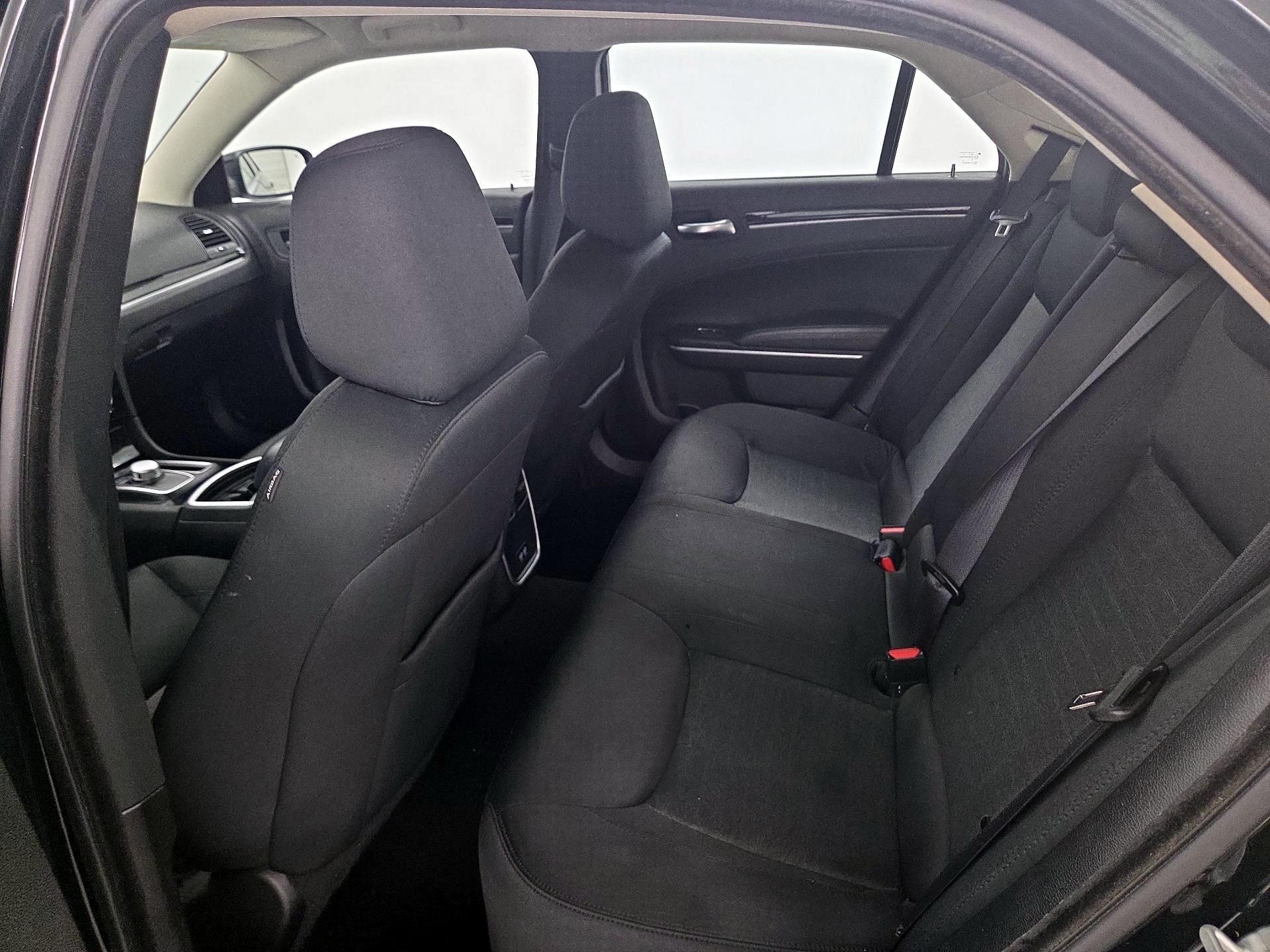 Thumbnail: 2023 Chrysler 300 - 19