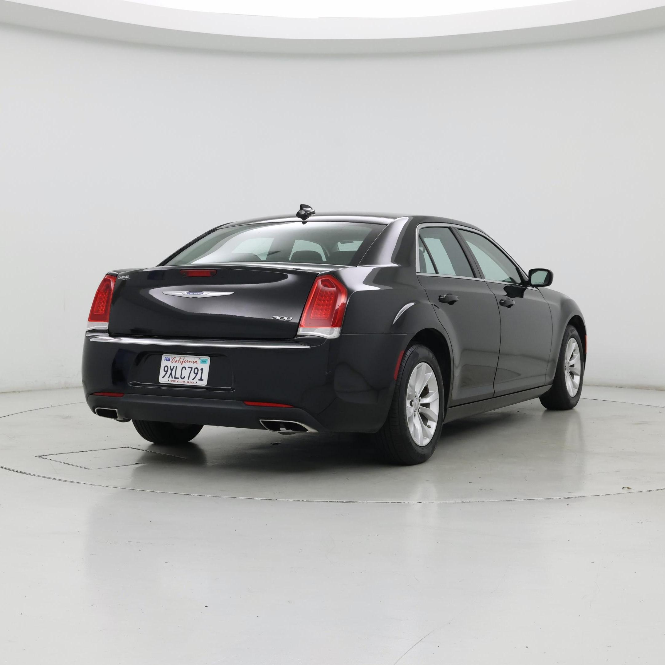 Thumbnail: 2023 Chrysler 300 - 8