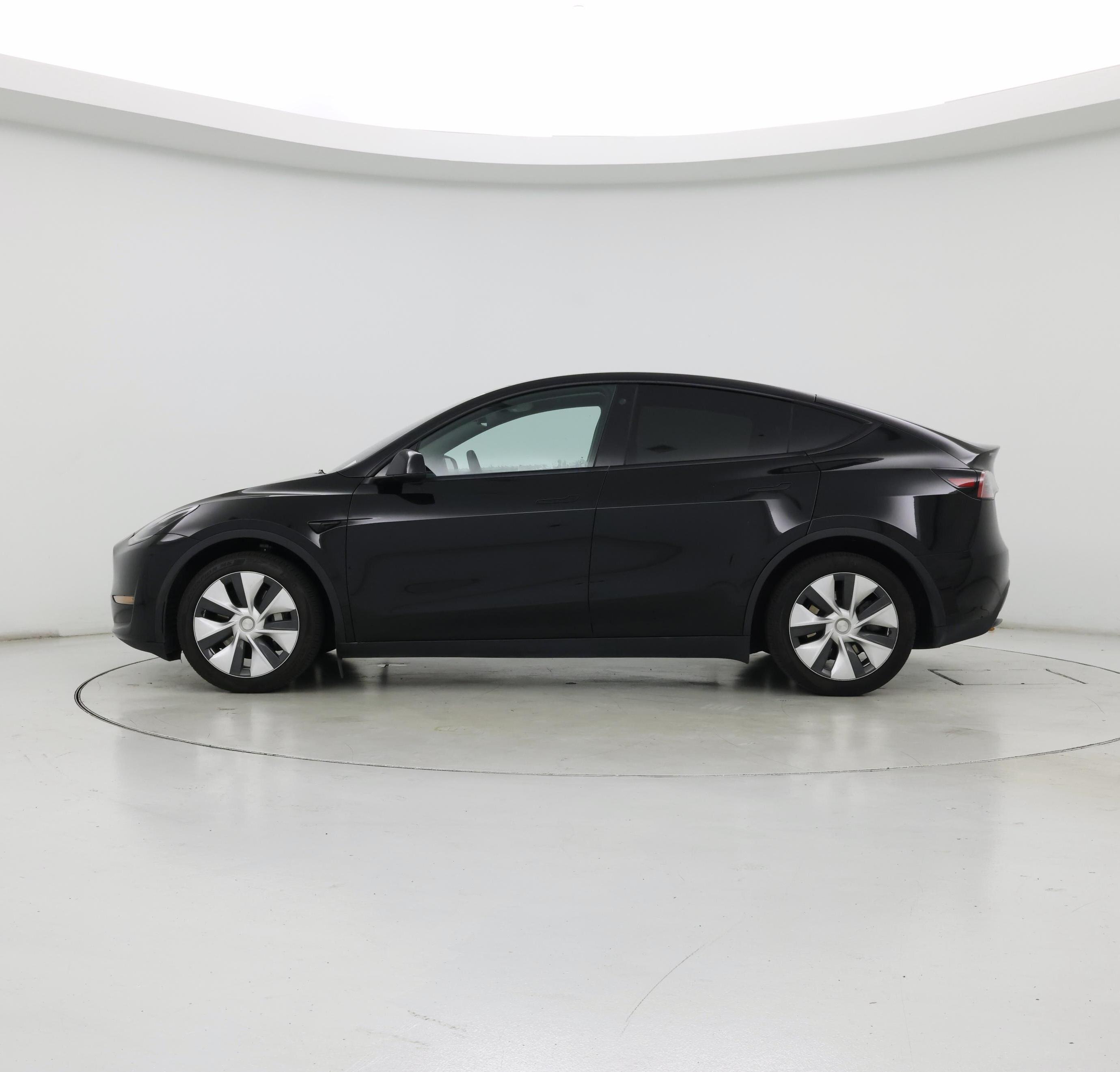 Thumbnail: 2023 Tesla Model Y - 3