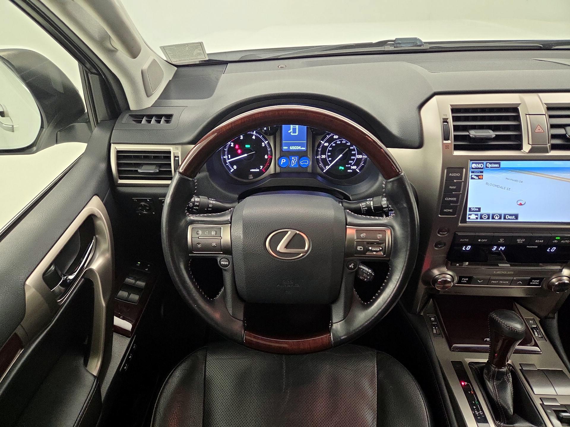 Thumbnail: 2019 Lexus GX - 10