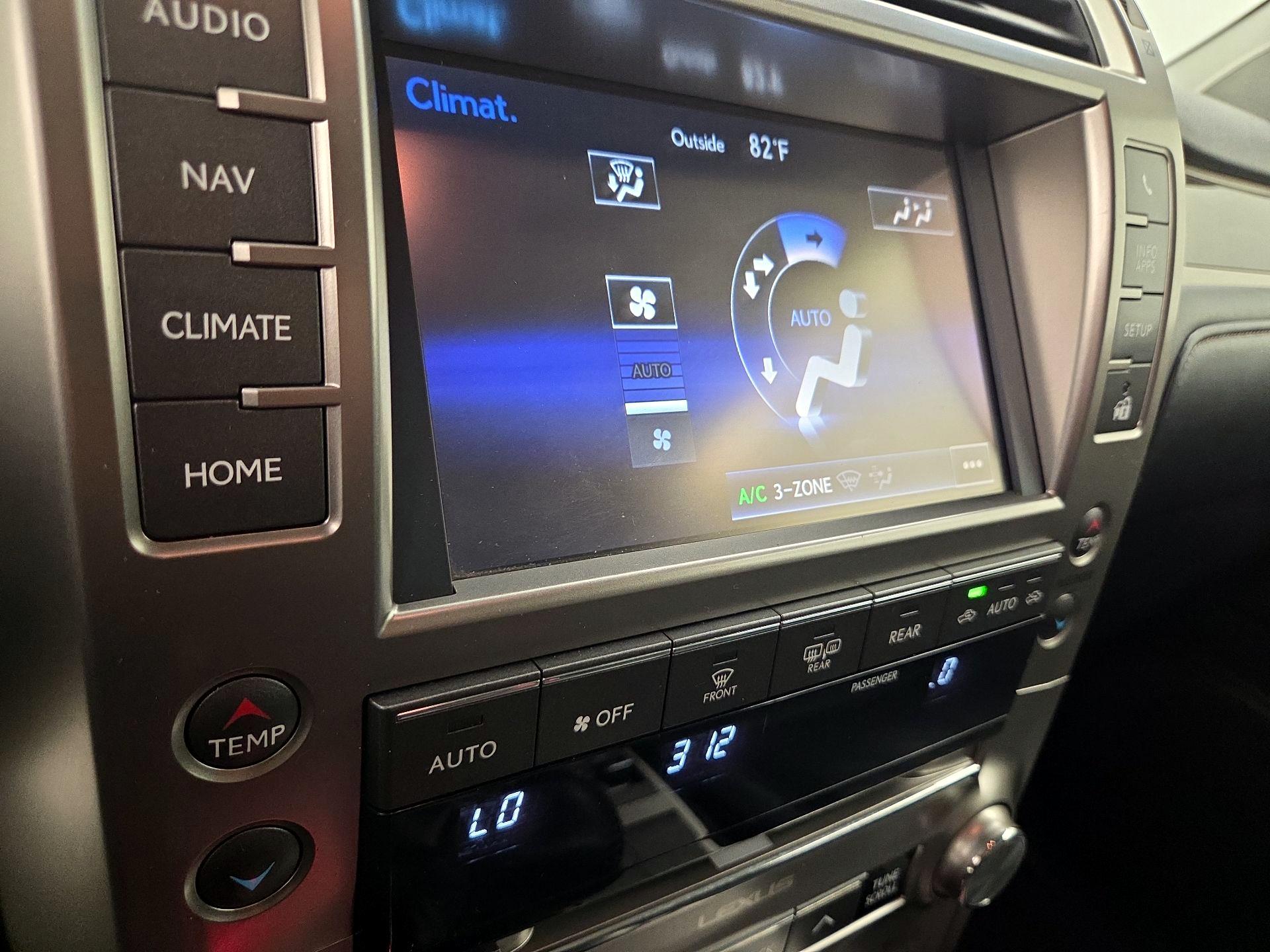Thumbnail: 2019 Lexus GX - 17
