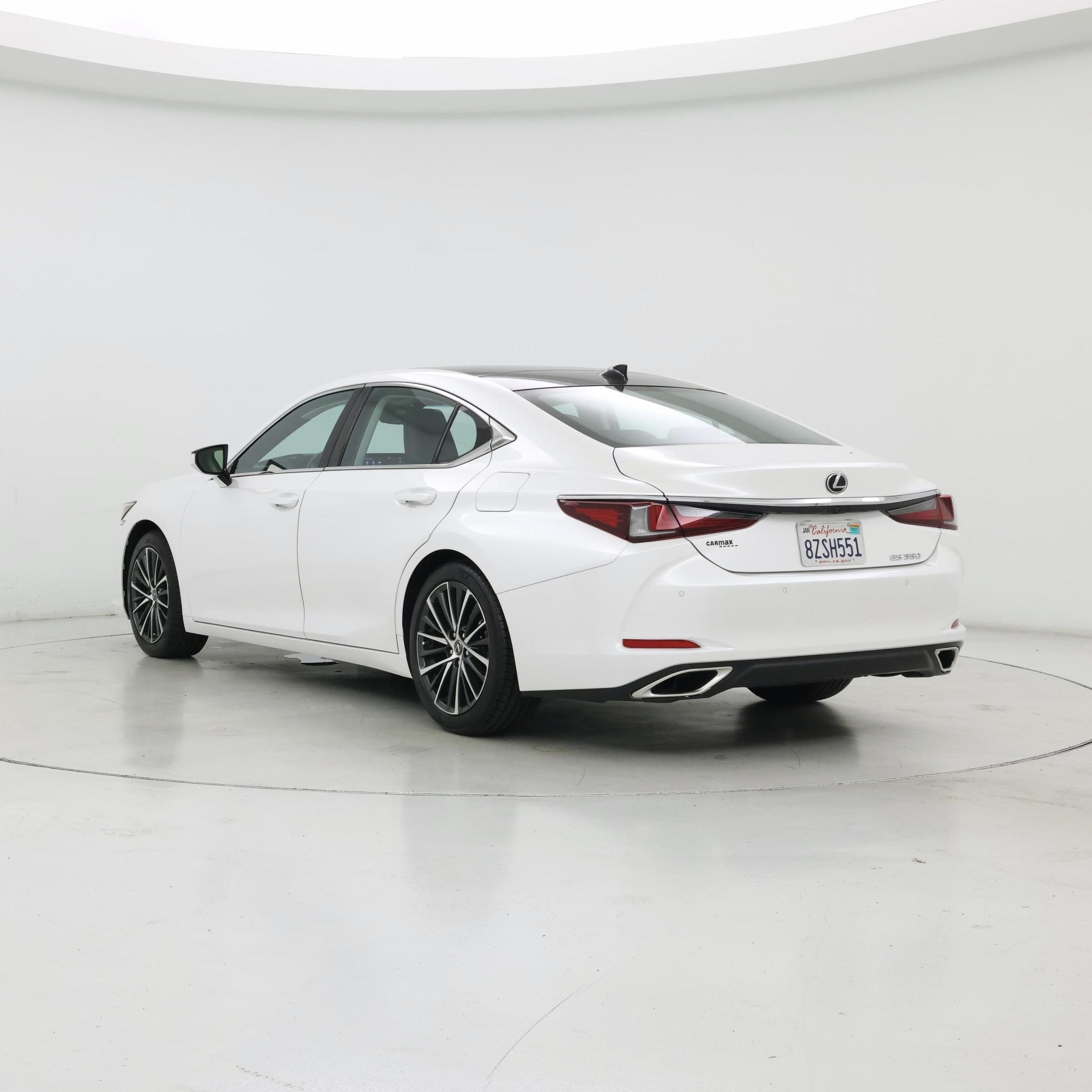 Thumbnail: 2022 Lexus ES - 2