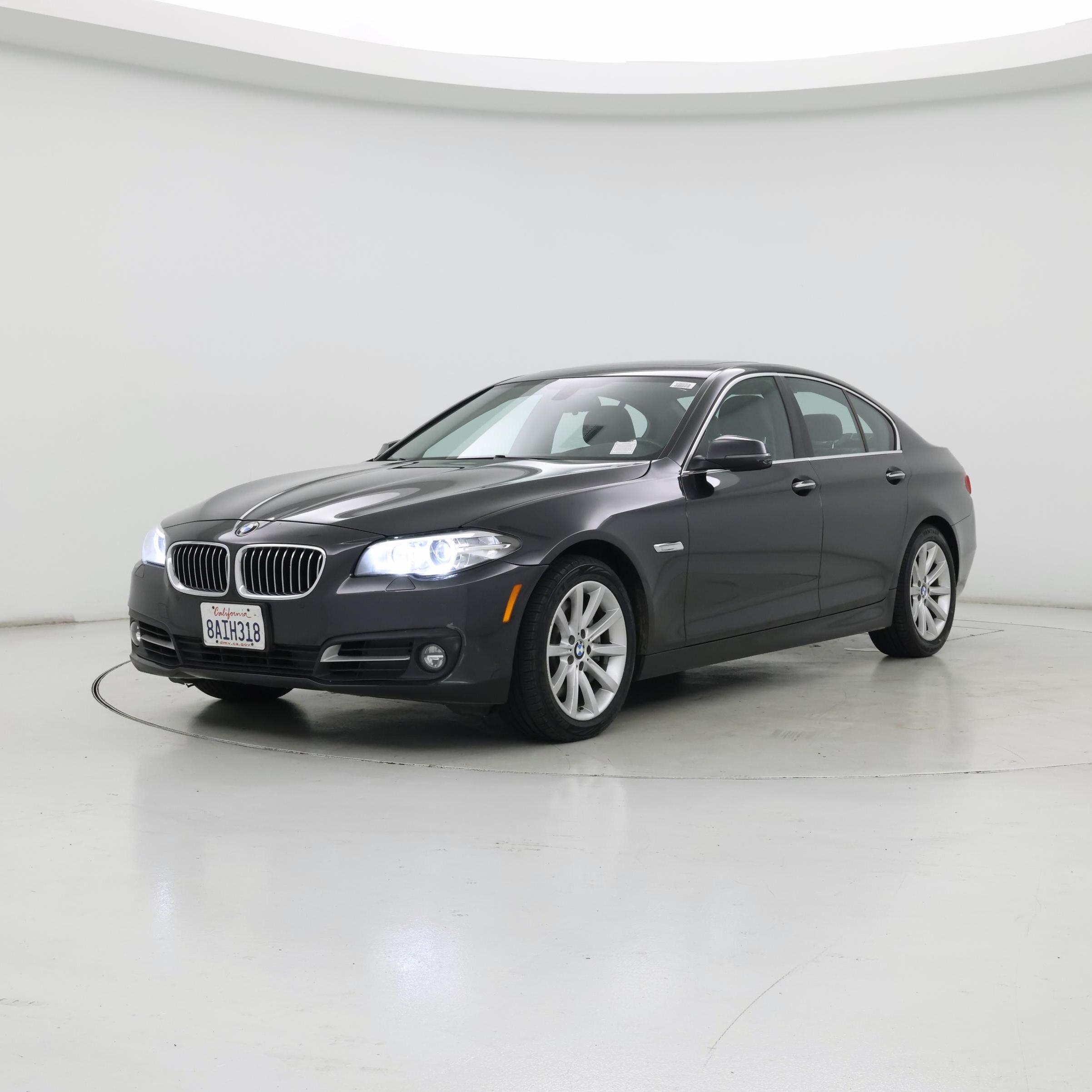 Thumbnail: 2015 BMW 5 Series - 4