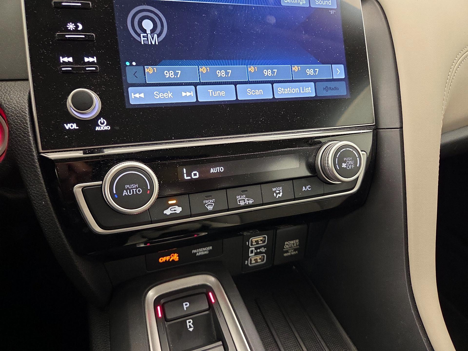 Thumbnail: 2020 Honda Insight - 16