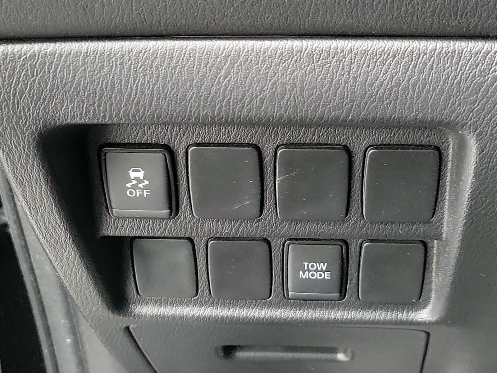 2018 Nissan Pathfinder SV - Photo 14