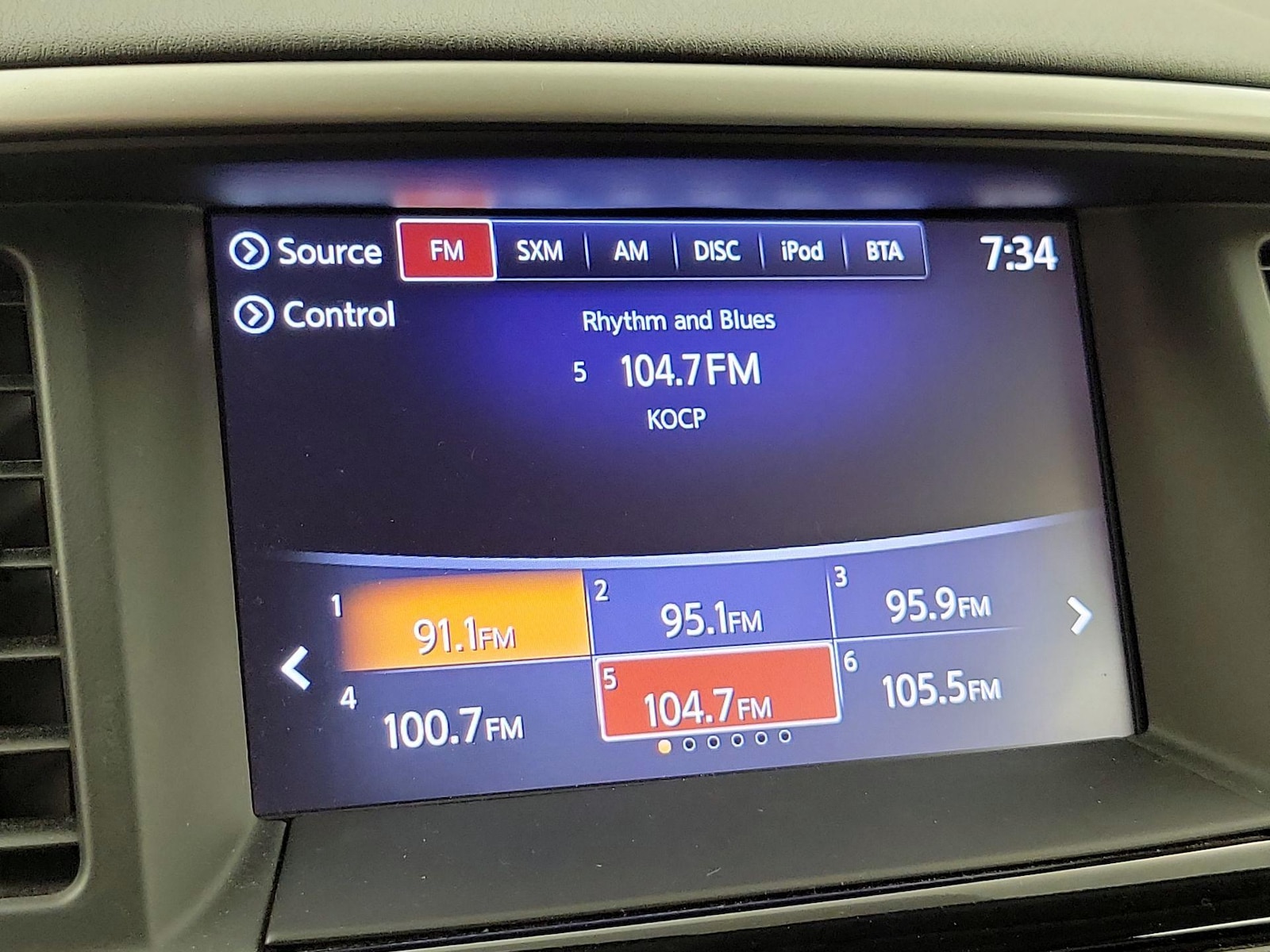 2018 Nissan Pathfinder SV - Photo 16