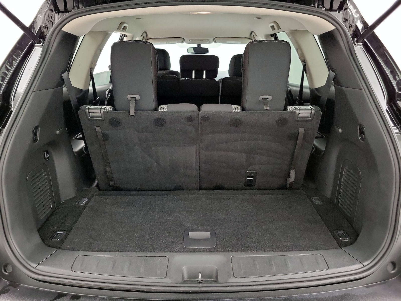 2018 Nissan Pathfinder SV - Photo 22