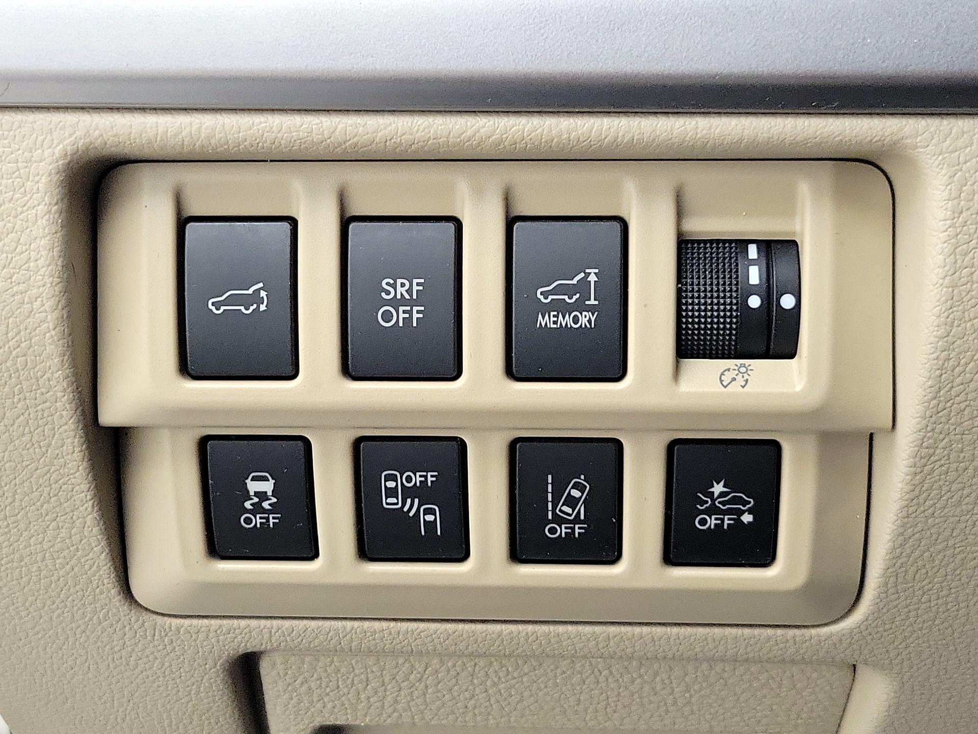 Thumbnail: 2015 Subaru Outback - 13
