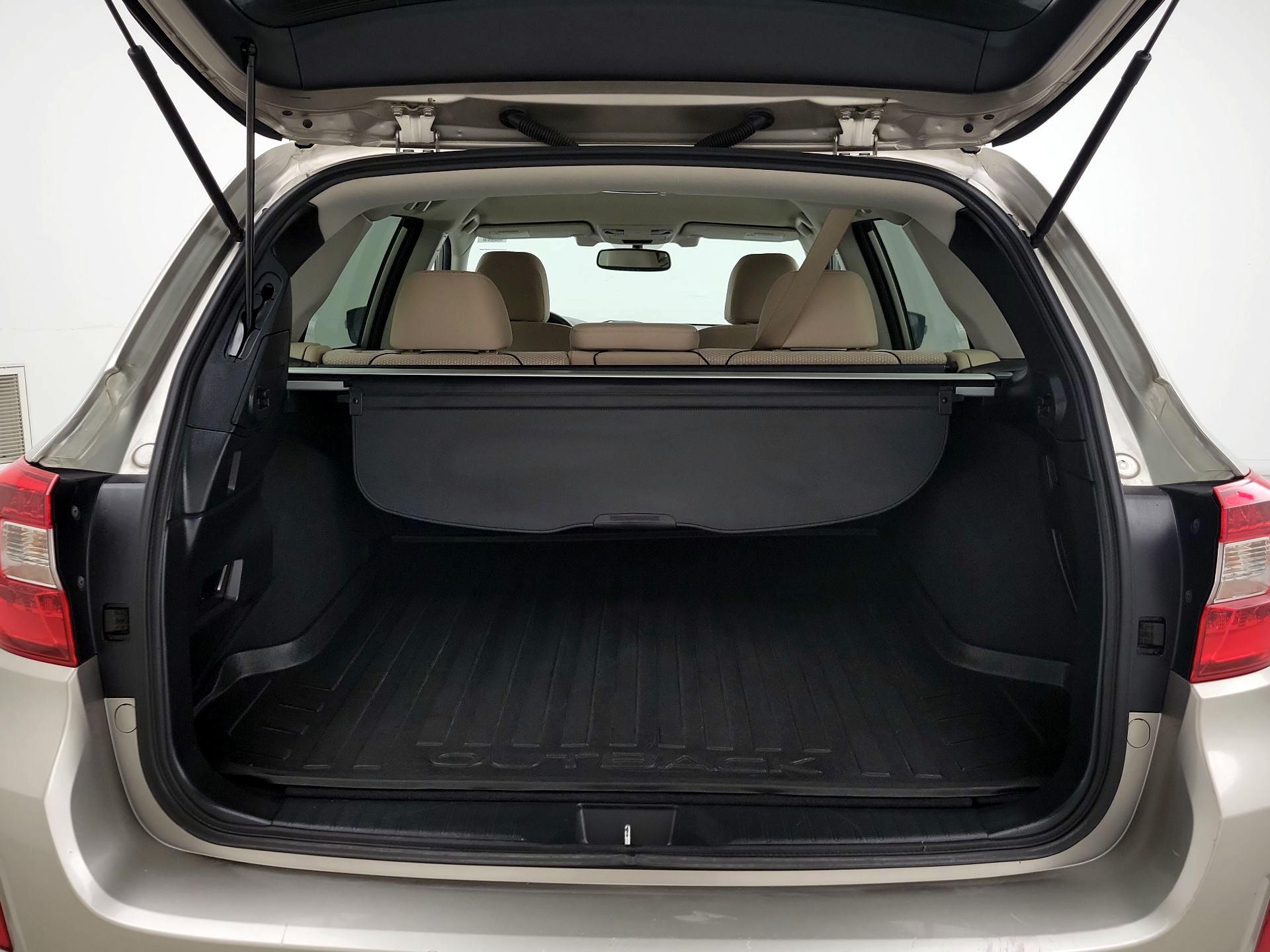 Thumbnail: 2015 Subaru Outback - 20